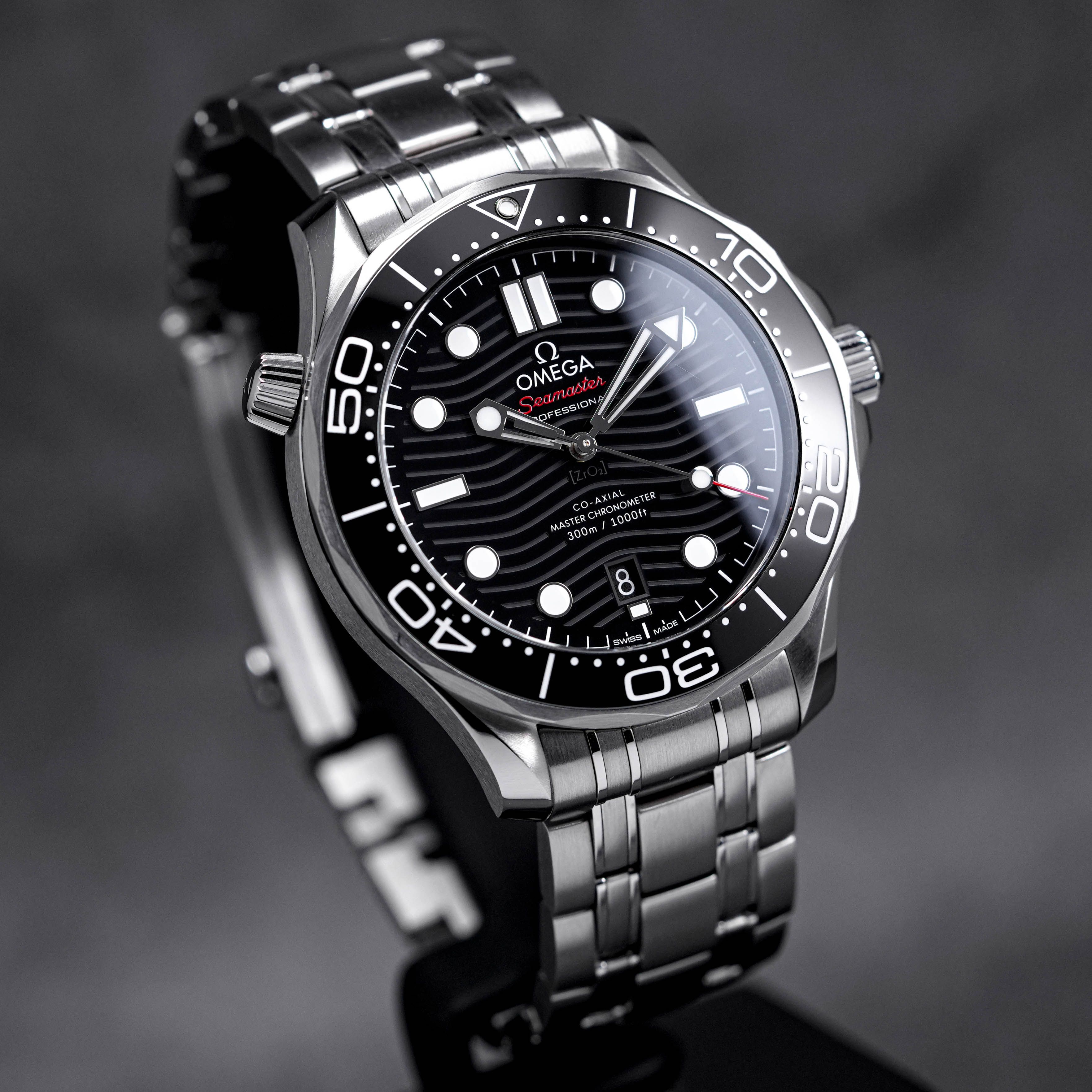 SEAMASTER DIVER 300 BLACK DIAL (2021)