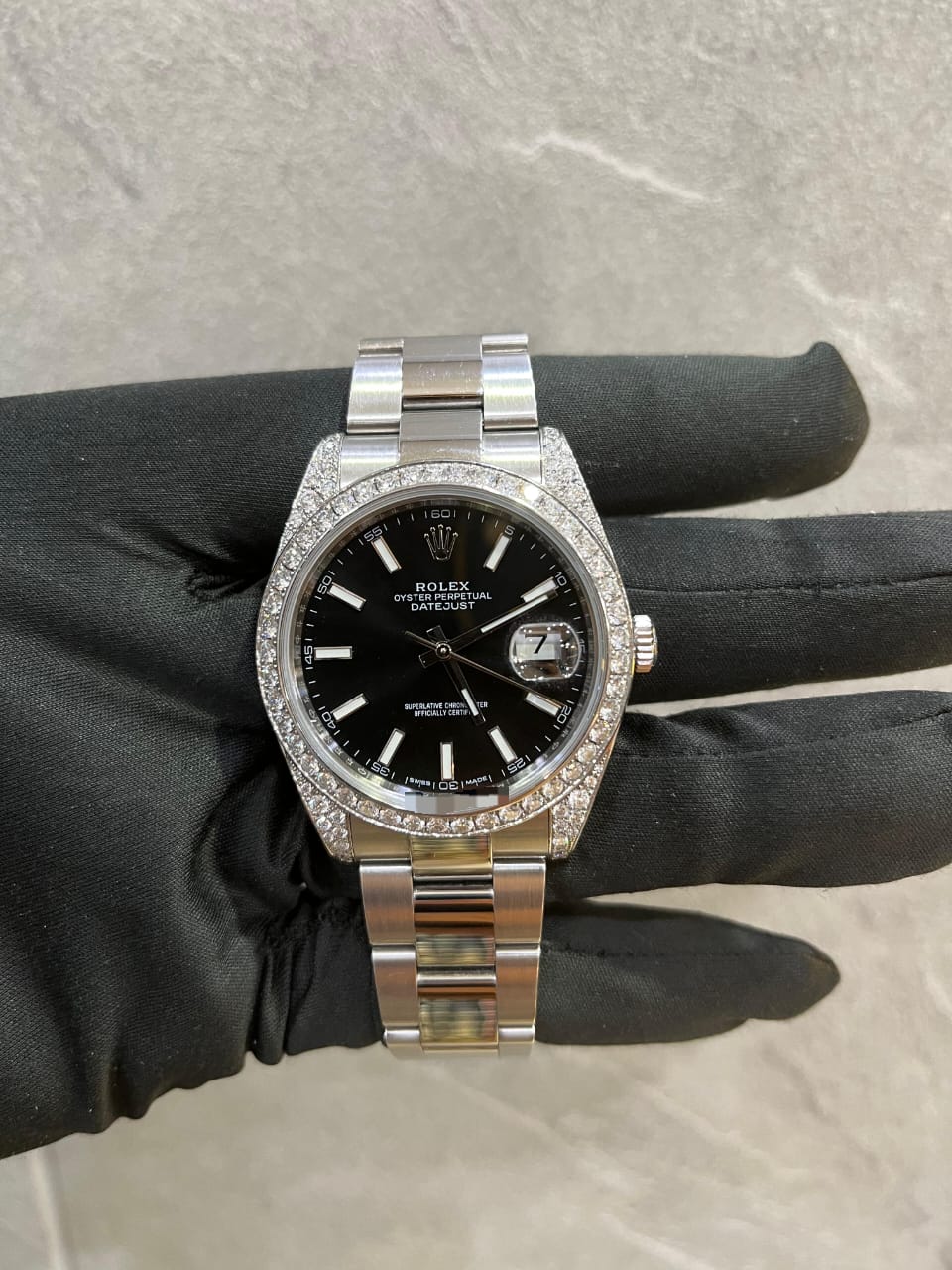 DATEJUST 41MM BLACK DIAL CUSTOM DIAMOND BEZEL (WATCH ONLY)