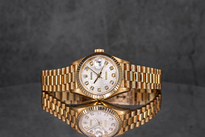 DATEJUST 26MM YELLOWGOLD COMPUTERIZED SILVER DIAMOND DIAL (WATCH ONLY)