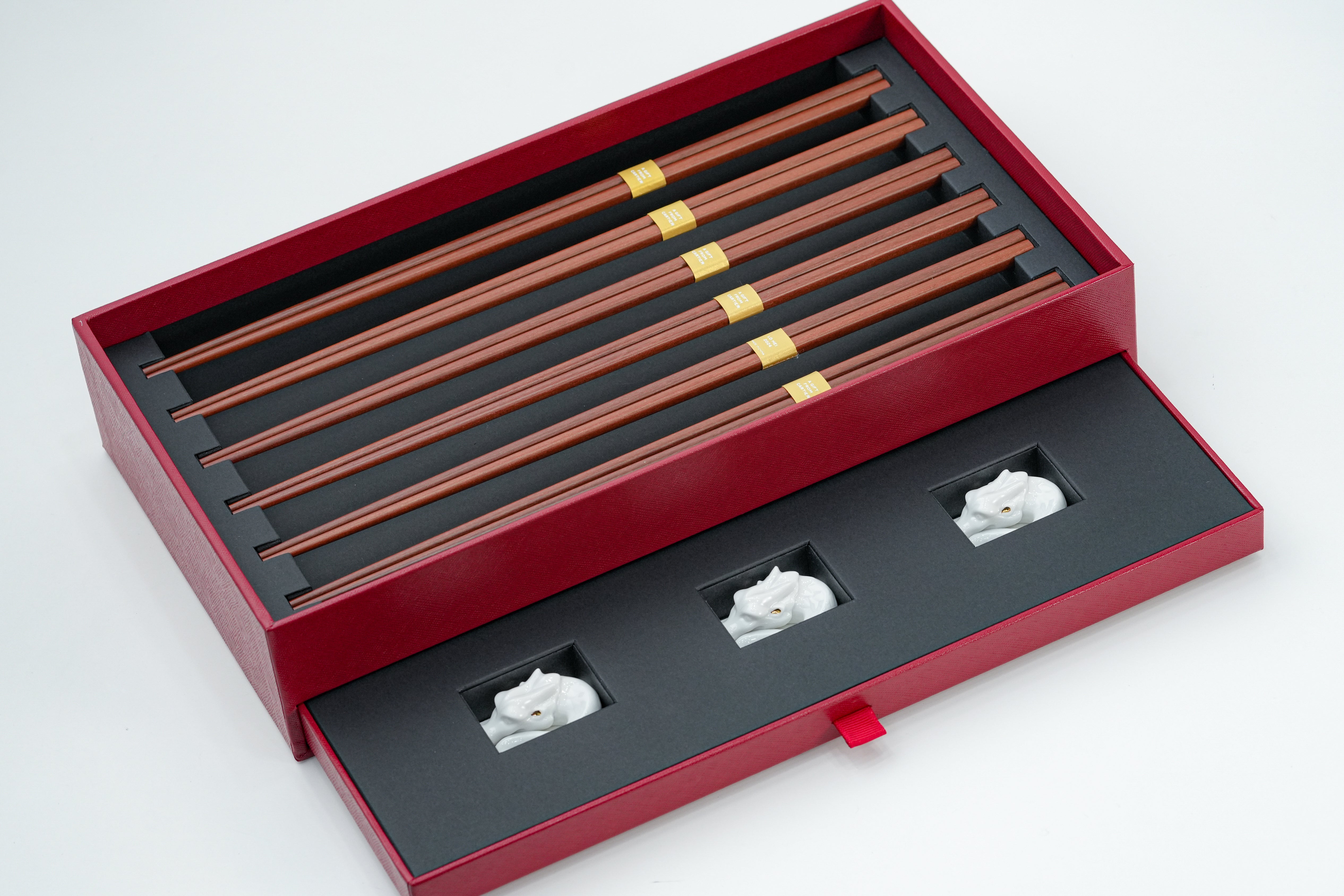 CHOPSTICKS WITH HASHIOKI WHITE DRAGON 6 PCS