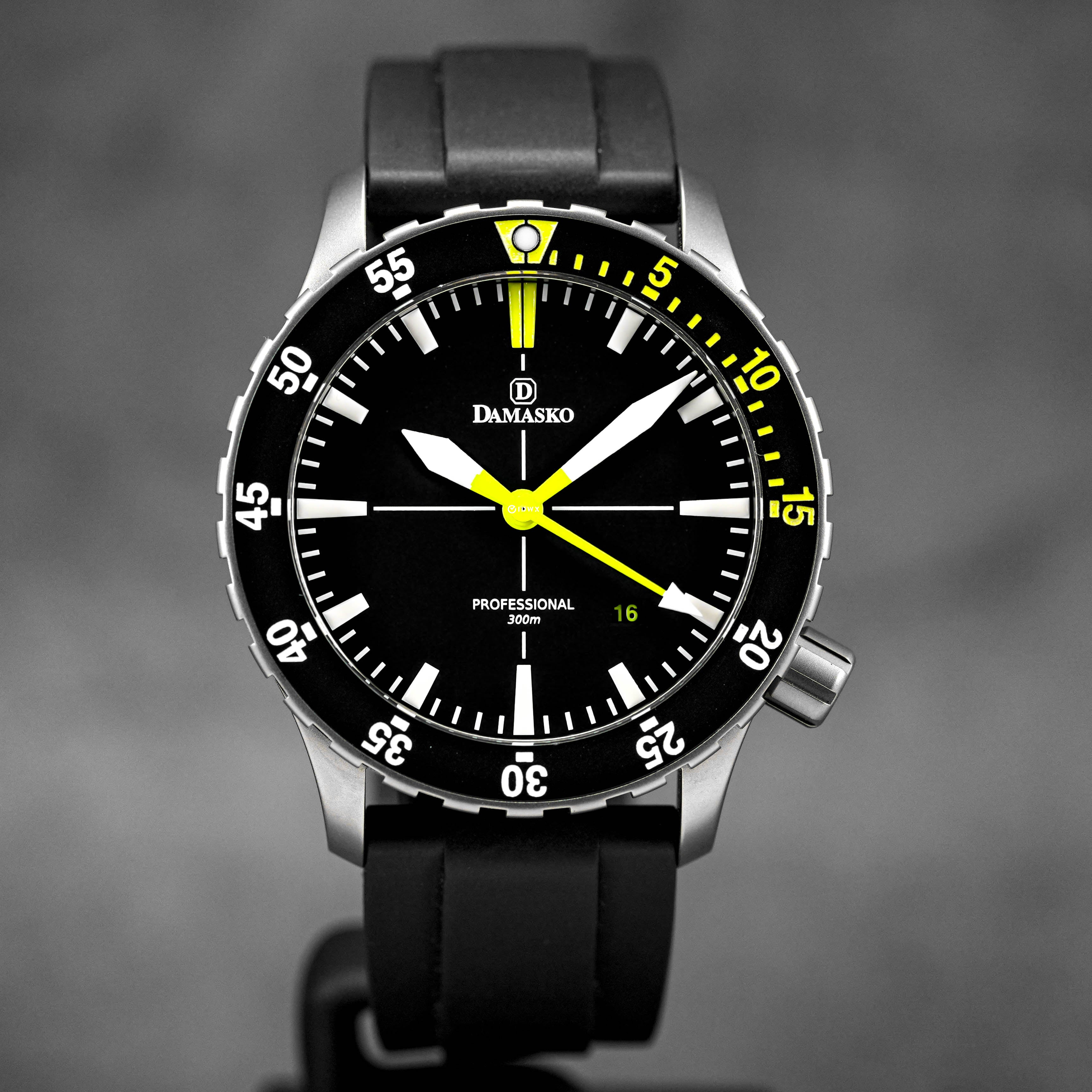 DAMASKO DSUB1 DIVE STEEL BLACK DIAL (2019) IDWX