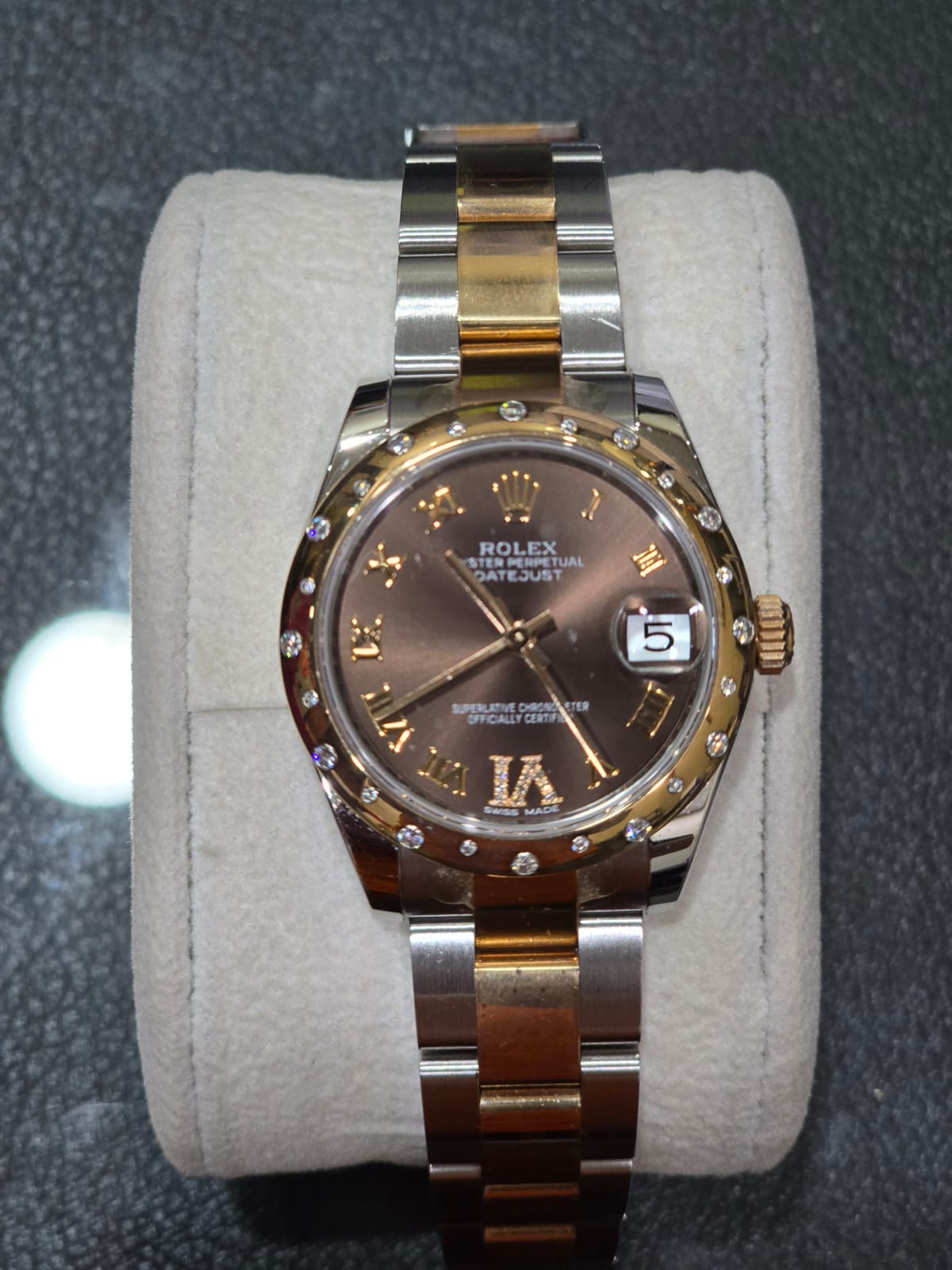 DATEJUST 31MM TWOTONE ROSEGOLD CHOCO DIAL DOMED DIAMOND DIAMOND ON 6 (2016)