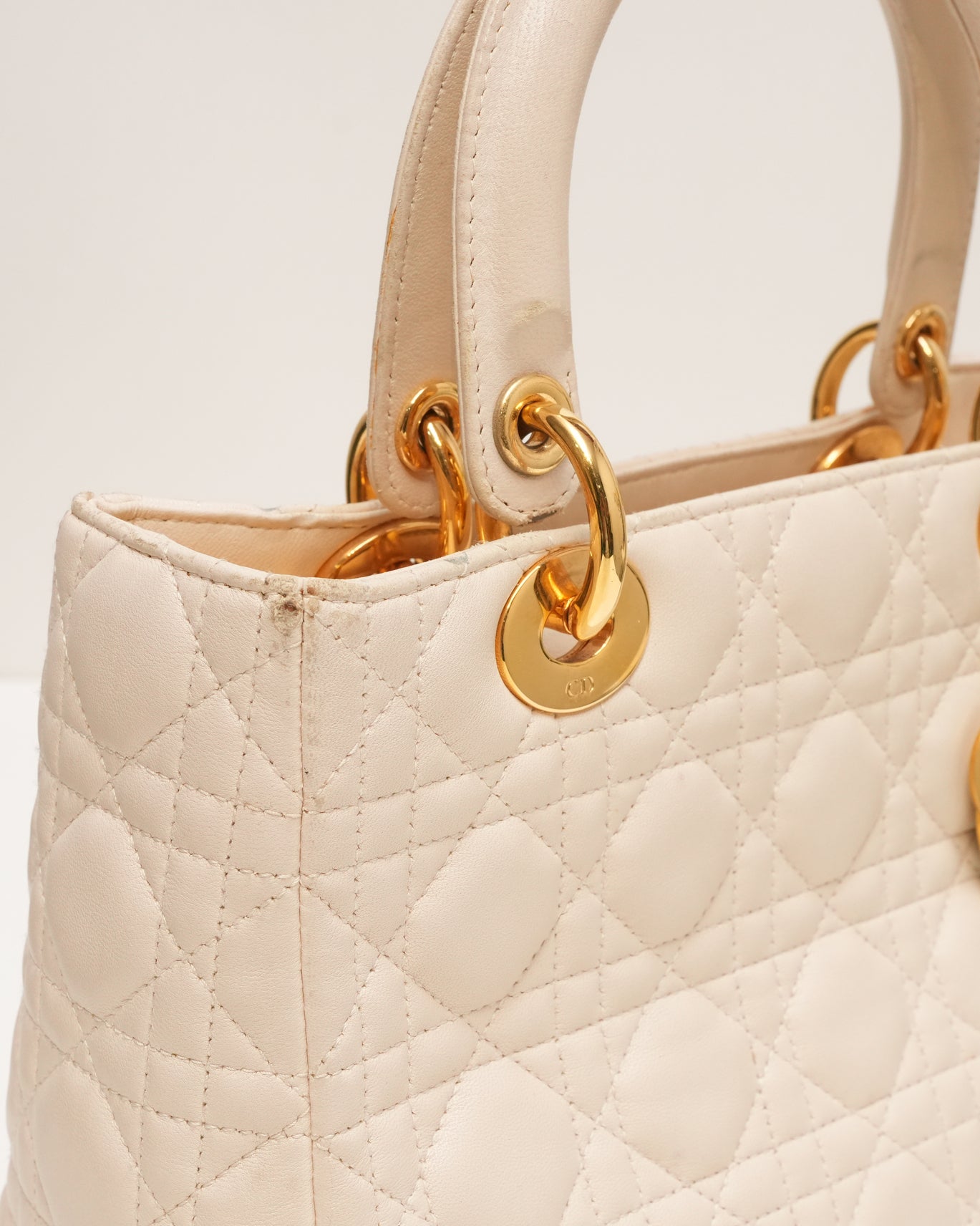 LADY MEDIUM OFF-WHITE GOLD HARDWARE