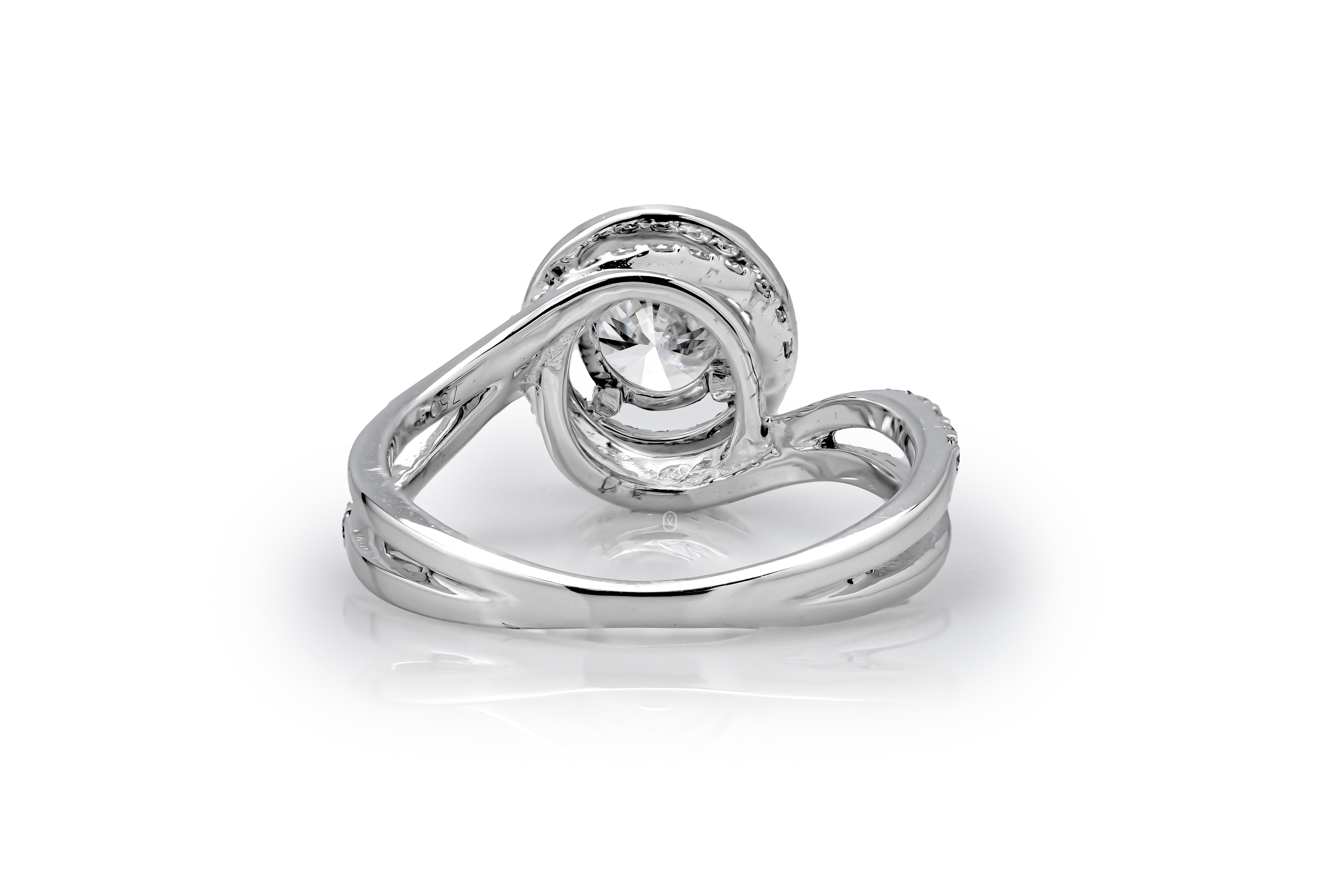 Round Twisted Halo Ring