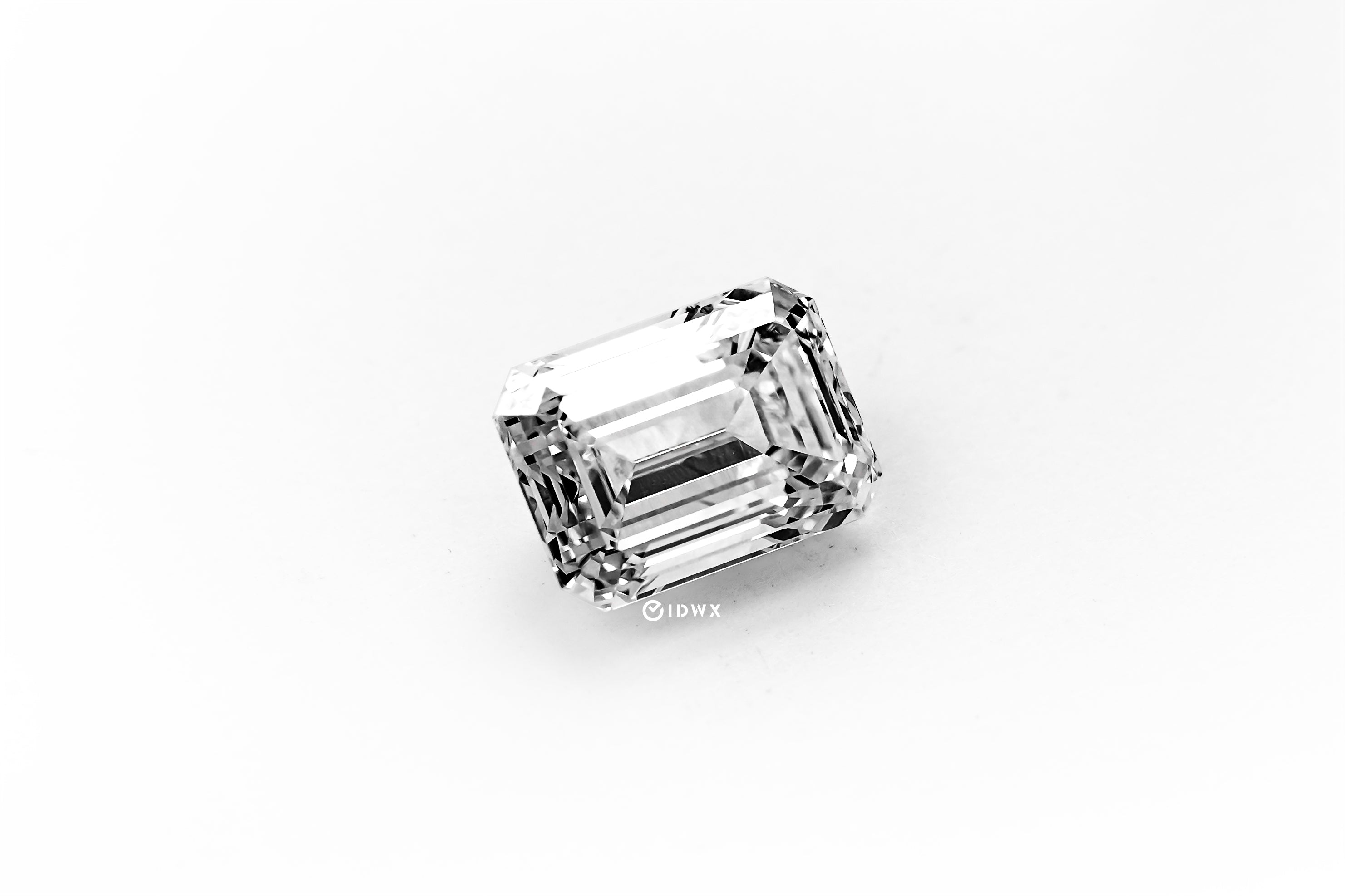 LAB GROWN DIAMOND BY IGI - EM 2.00CT / F-VVS2