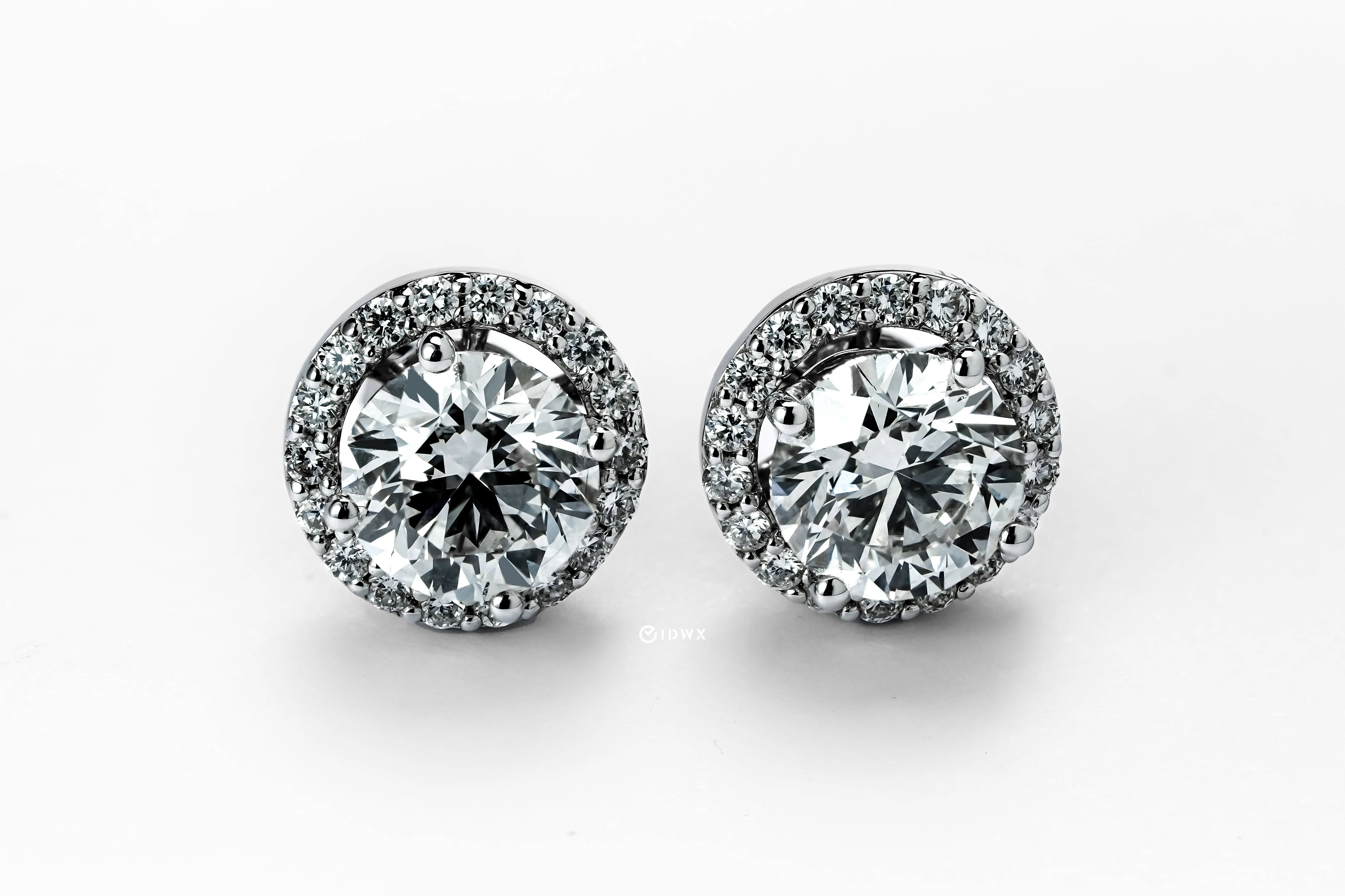 1.5CT ROUND BRILLIANT HALO STUD EARRINGS