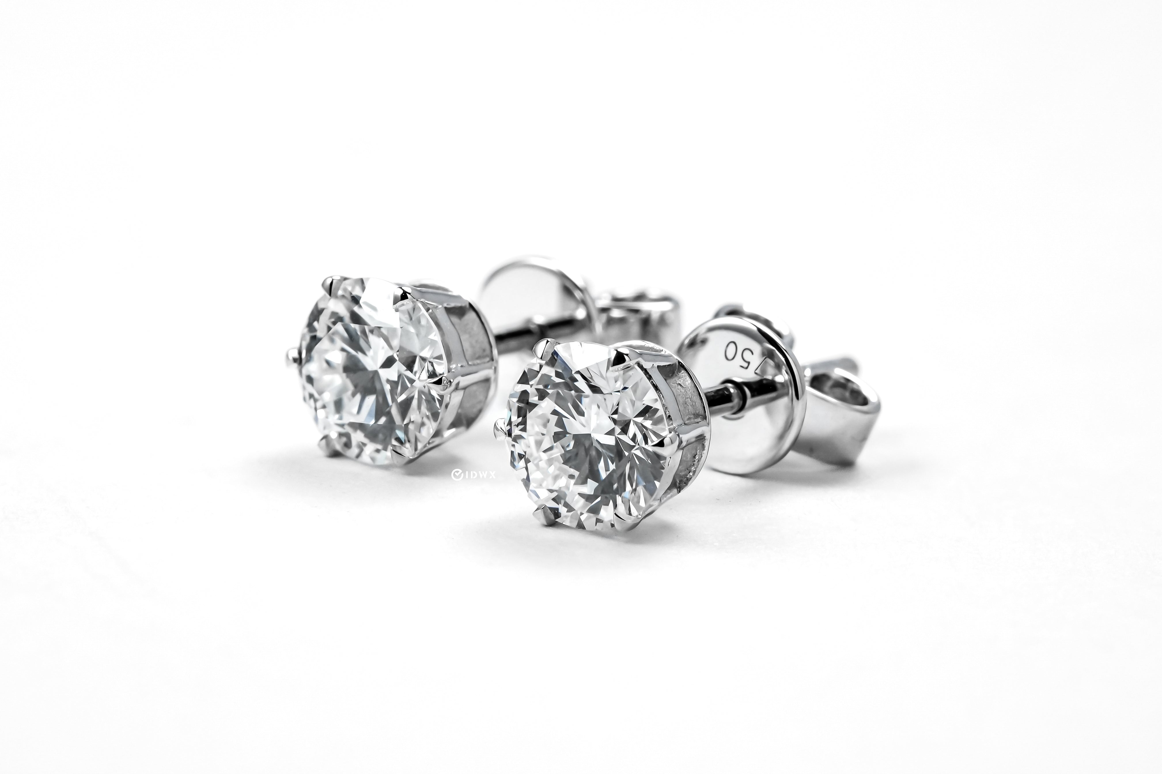 0.5CT ROUND BRILLIANT STUD EARRINGS