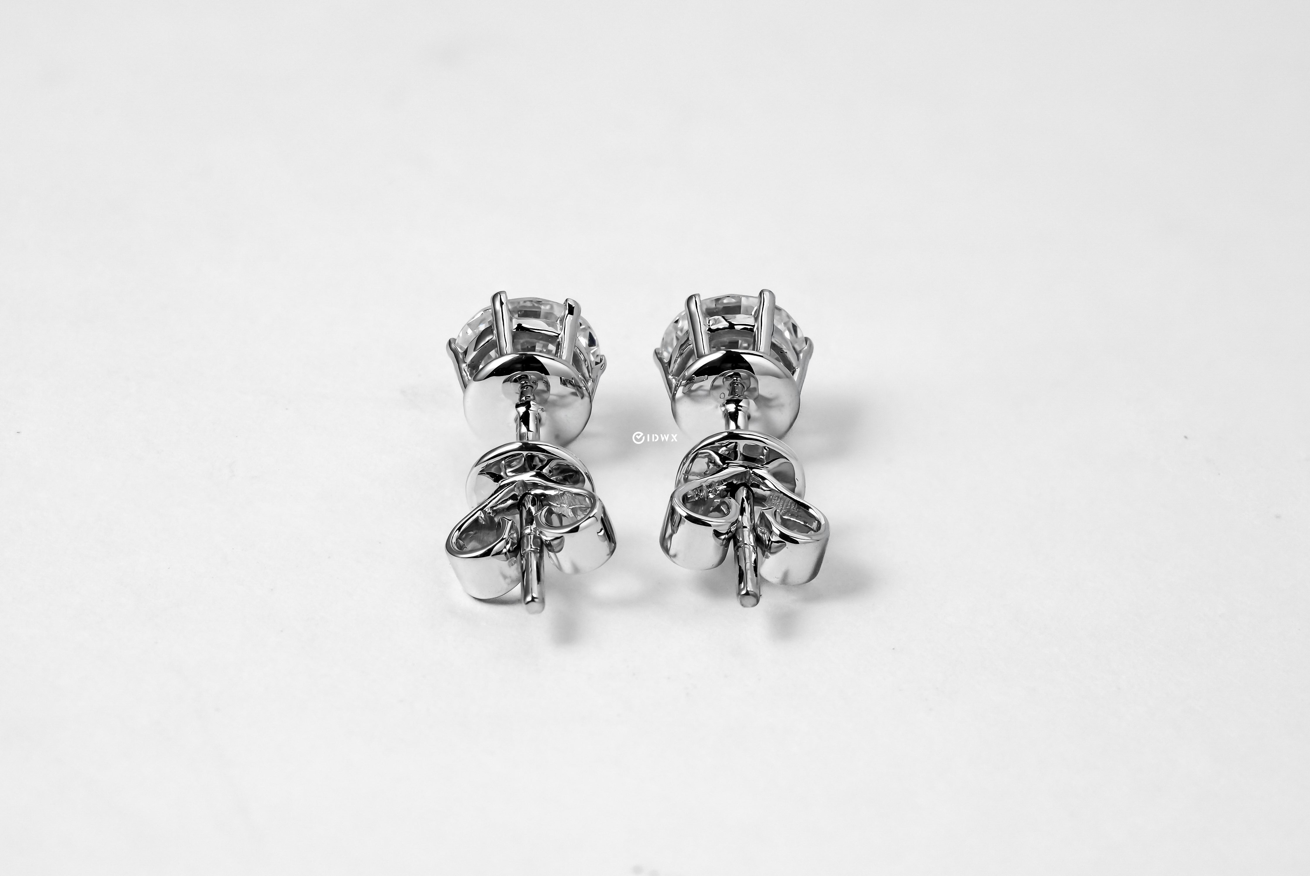 0.5CT ROUND BRILLIANT STUD EARRINGS