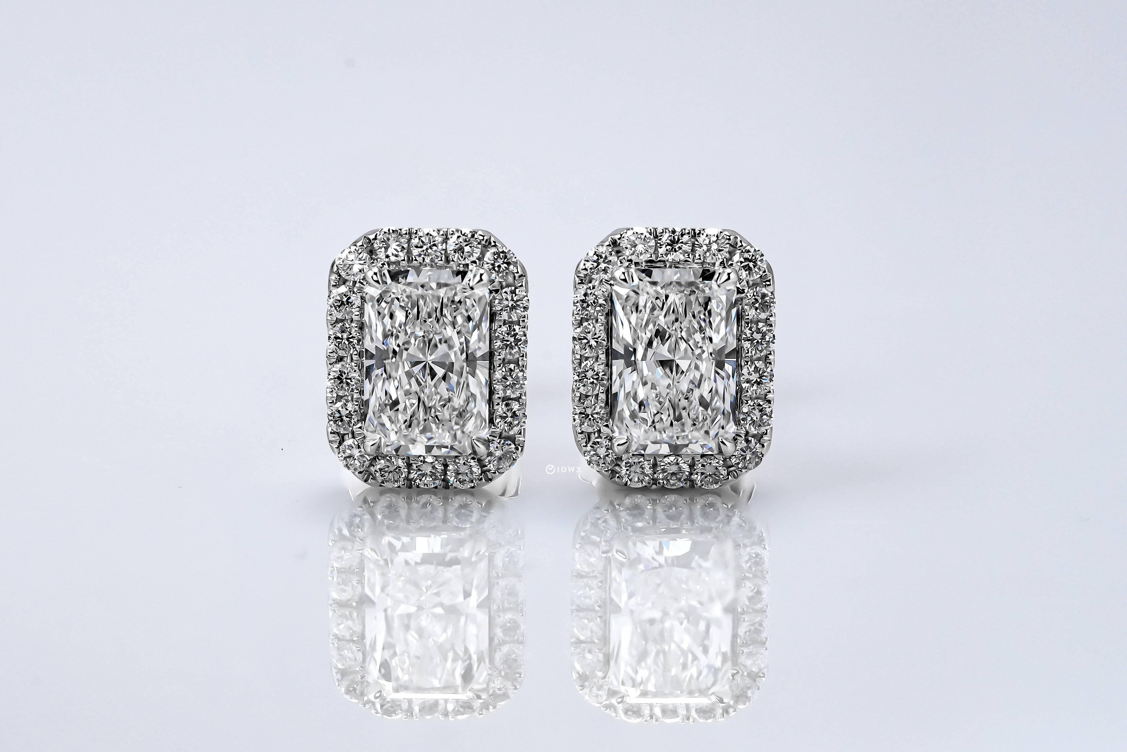 ABBEY WHITEGOLD EARRINGS 1CT RADIANT CUT LAB DIAMOND WITH HALO SIDE STONE