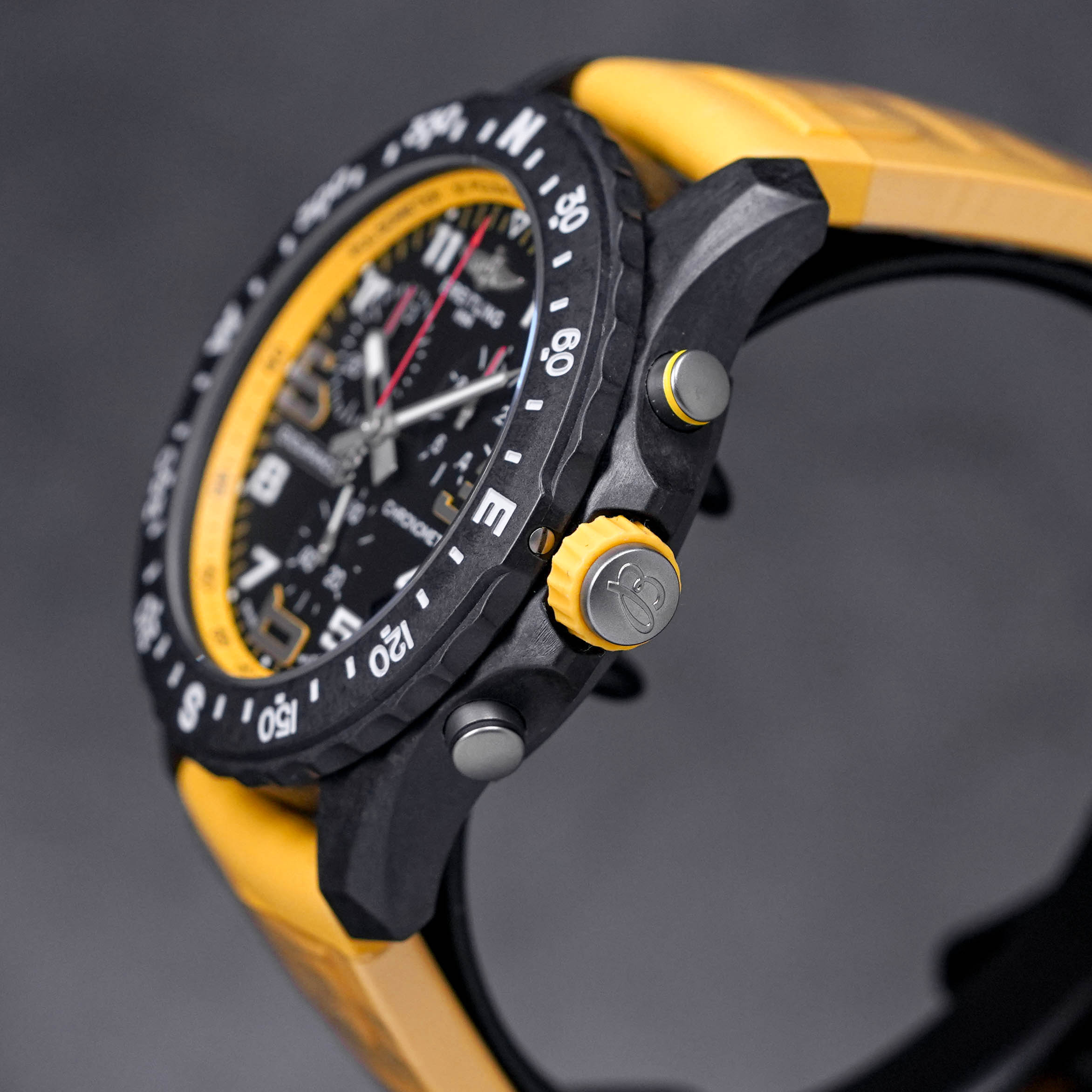 ENDURANCE PRO 44MM YELLOW (2022)