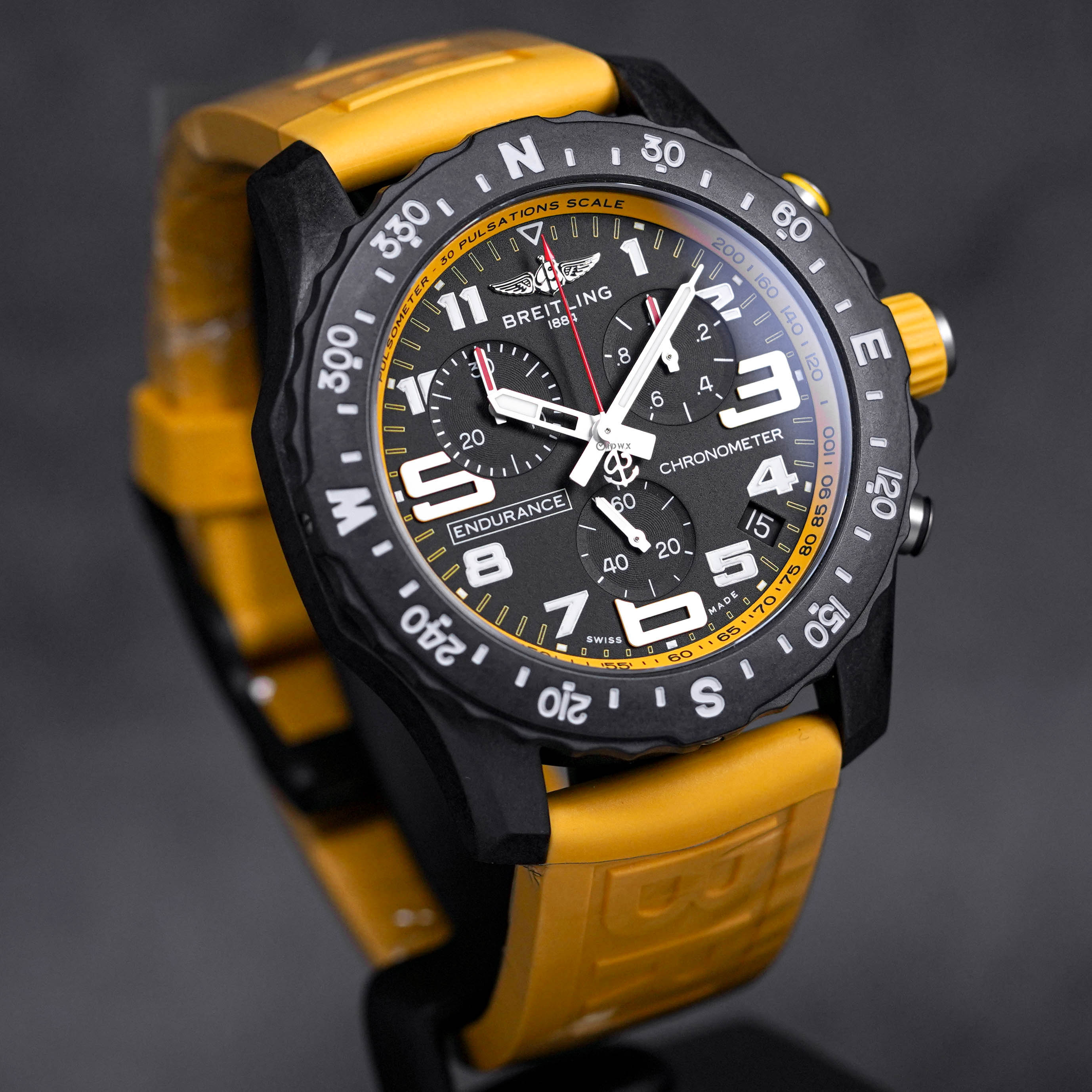 ENDURANCE PRO 44MM YELLOW (2022)