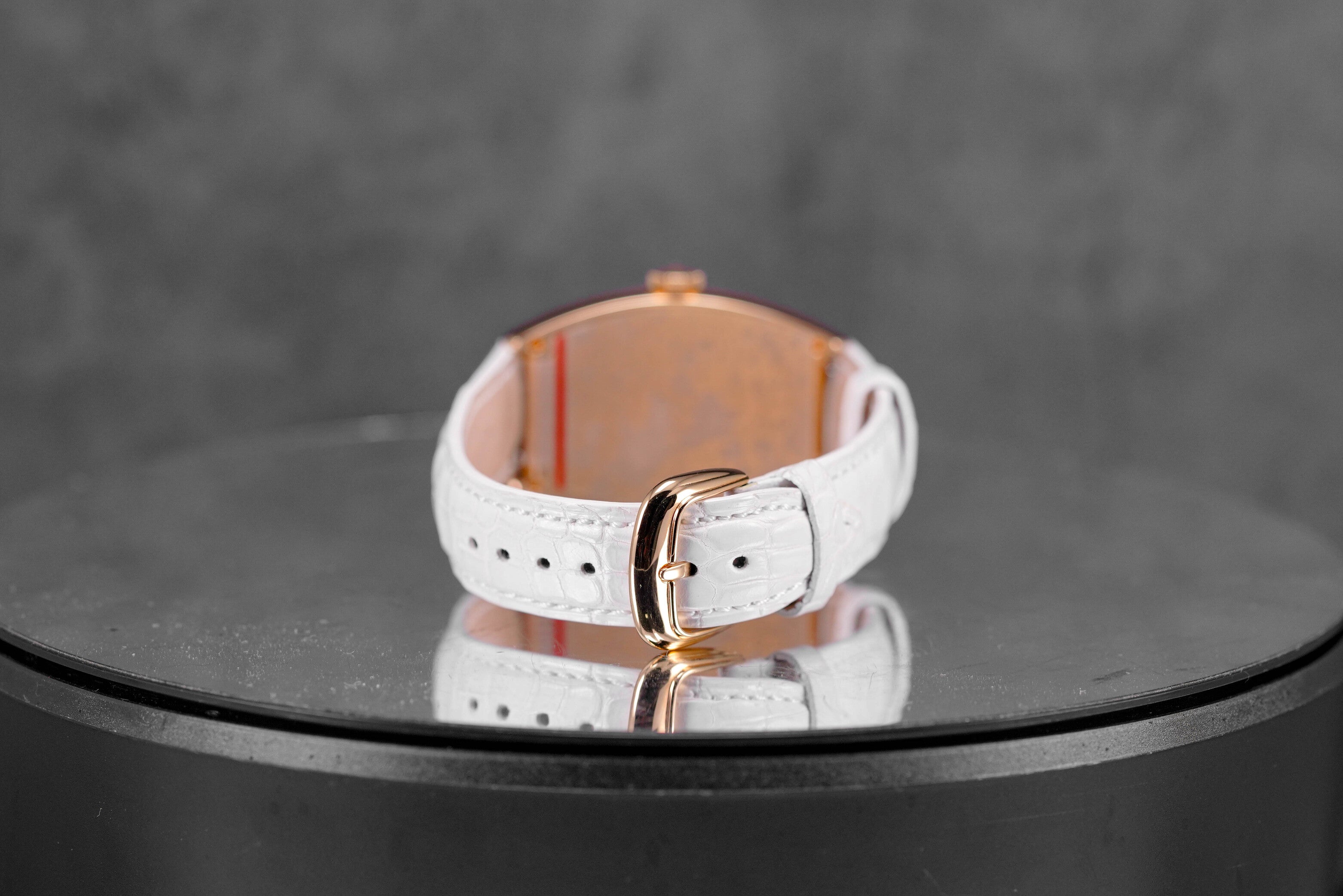 MASTER OF COMPLICATIONS CRAZY HOURS ROSEGOLD DIAMOND 10TH ANNIVERSARY WHITE LEATHER STRAP LIMITED EDITION (UNDATED)