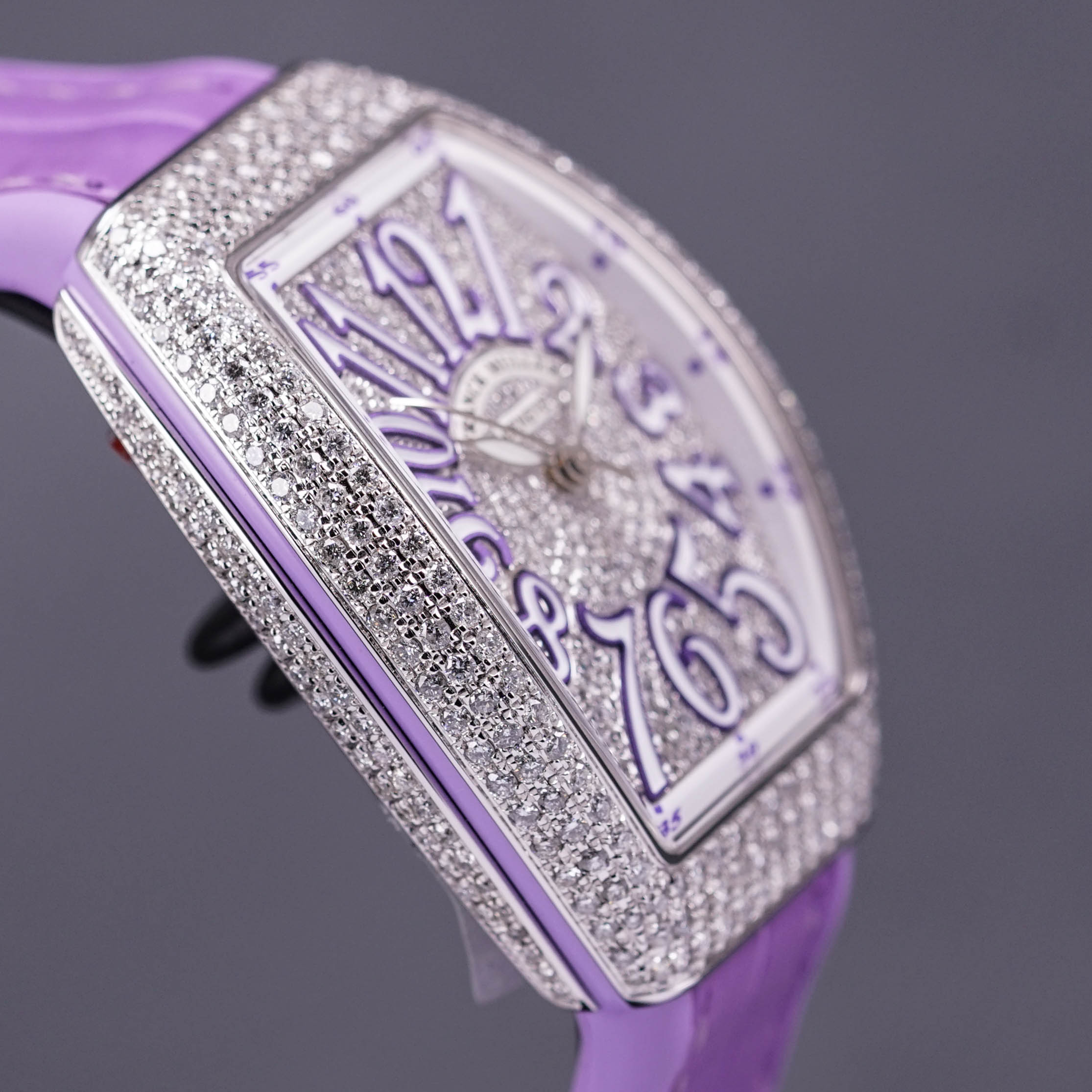 V32 PURPLE DIAMOND DIAL (2024)