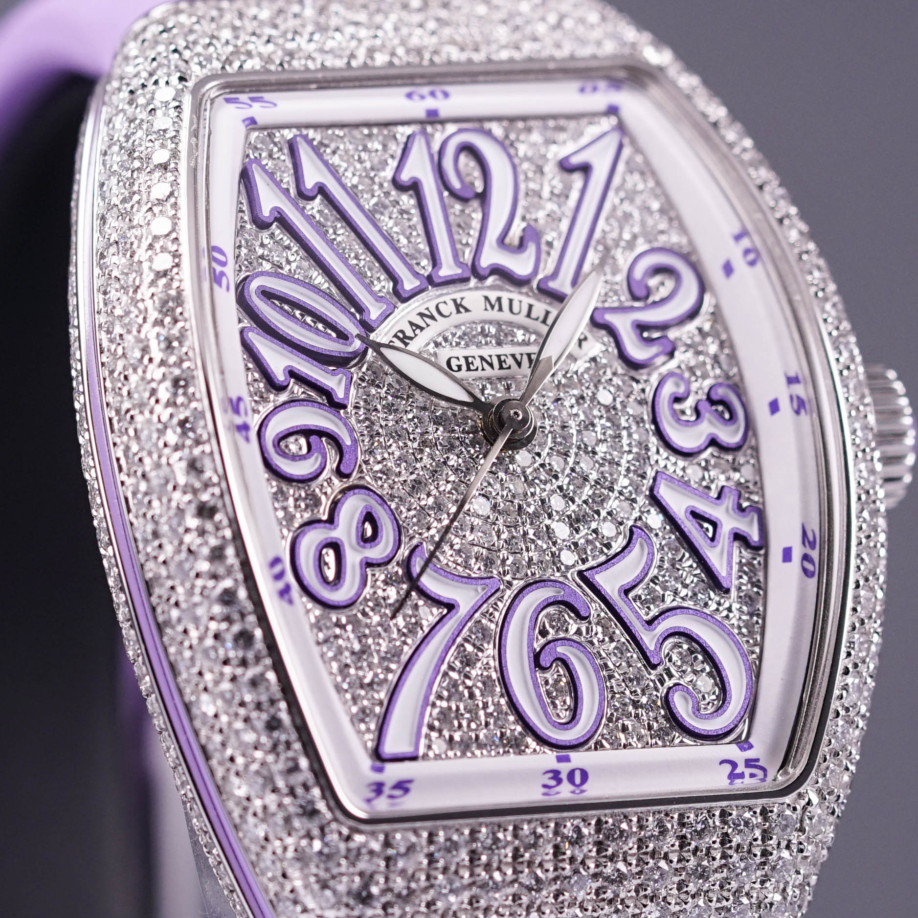 V32 PURPLE DIAMOND DIAL (2024)