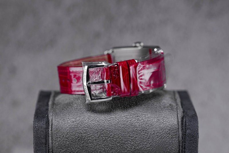 LONG ISLAND DIAMOND DIAL RED LEATHER STRAP (2023)