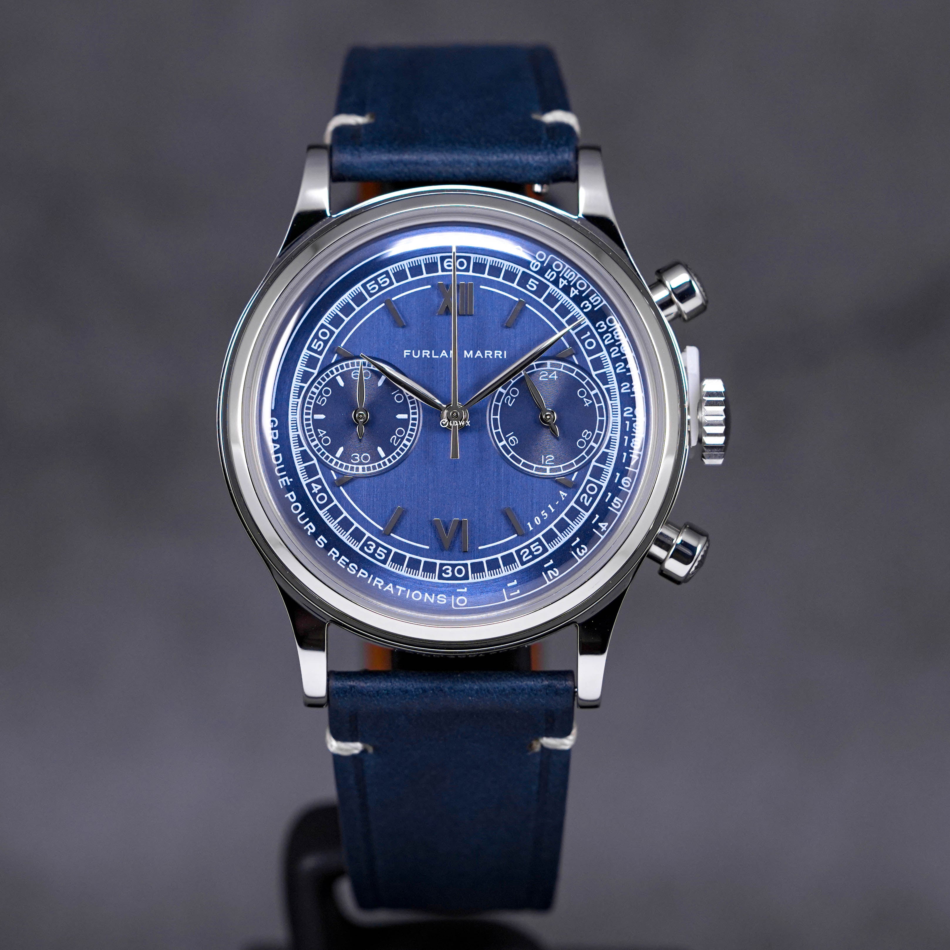 CHRONOGRAPH 38MM BLUE DIAL LEATHER STRAP (2022)