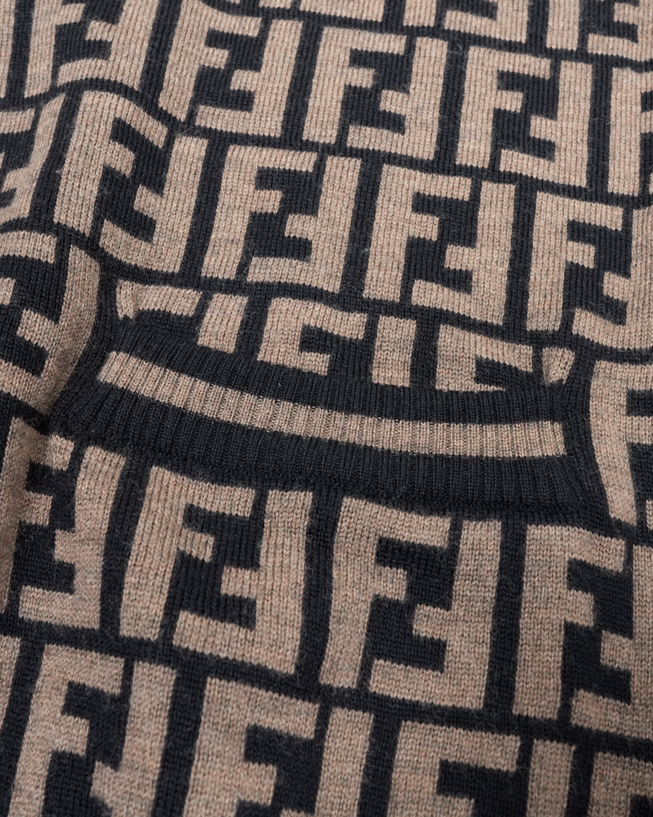 MONOGRAM ZUCCA PATTERN V-NECK BROWN CARDIGAN WOOL