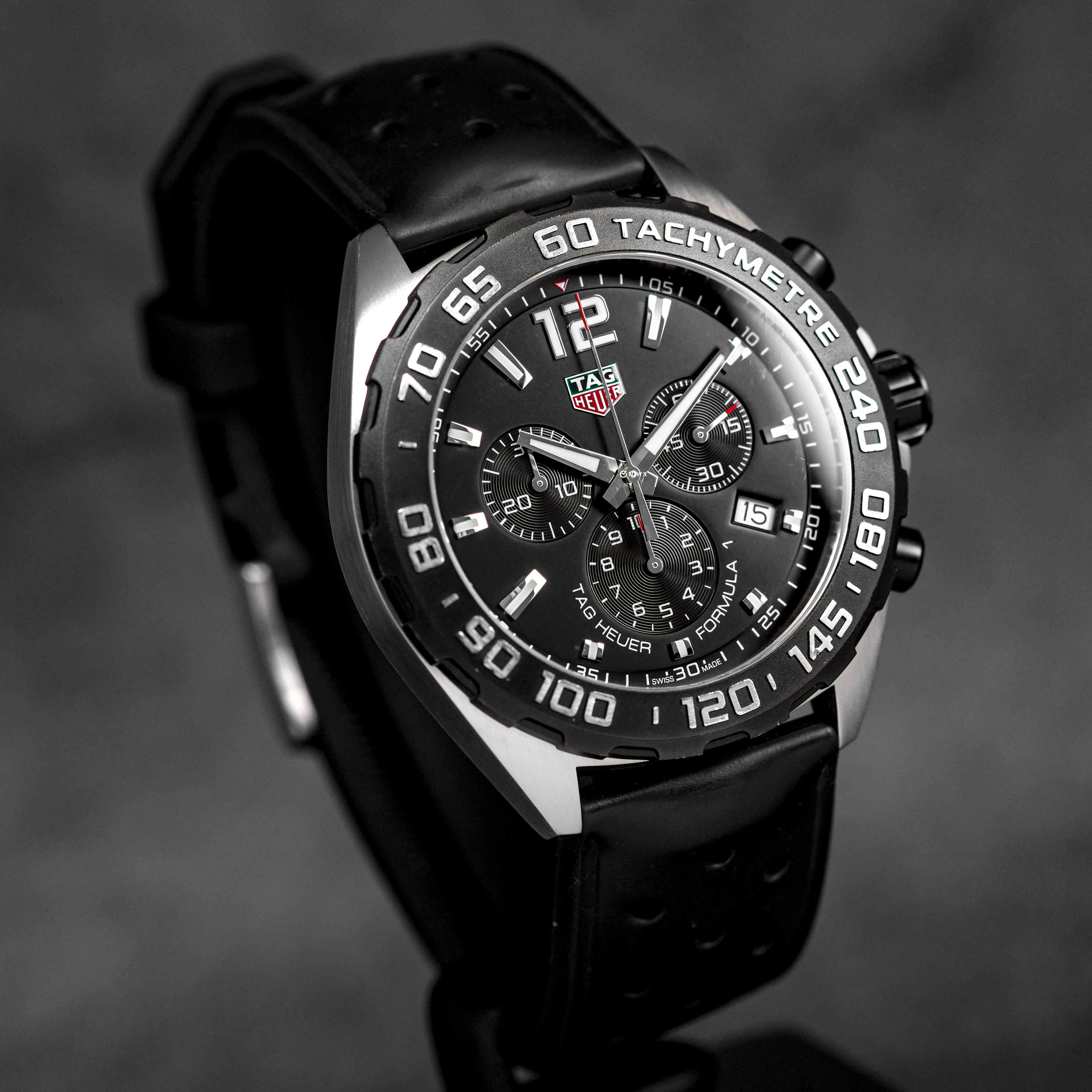 TAG HEUER FORMULA 1 CHRONOGRAPH BLACK DIAL QUARTZ (2019) - IDWX