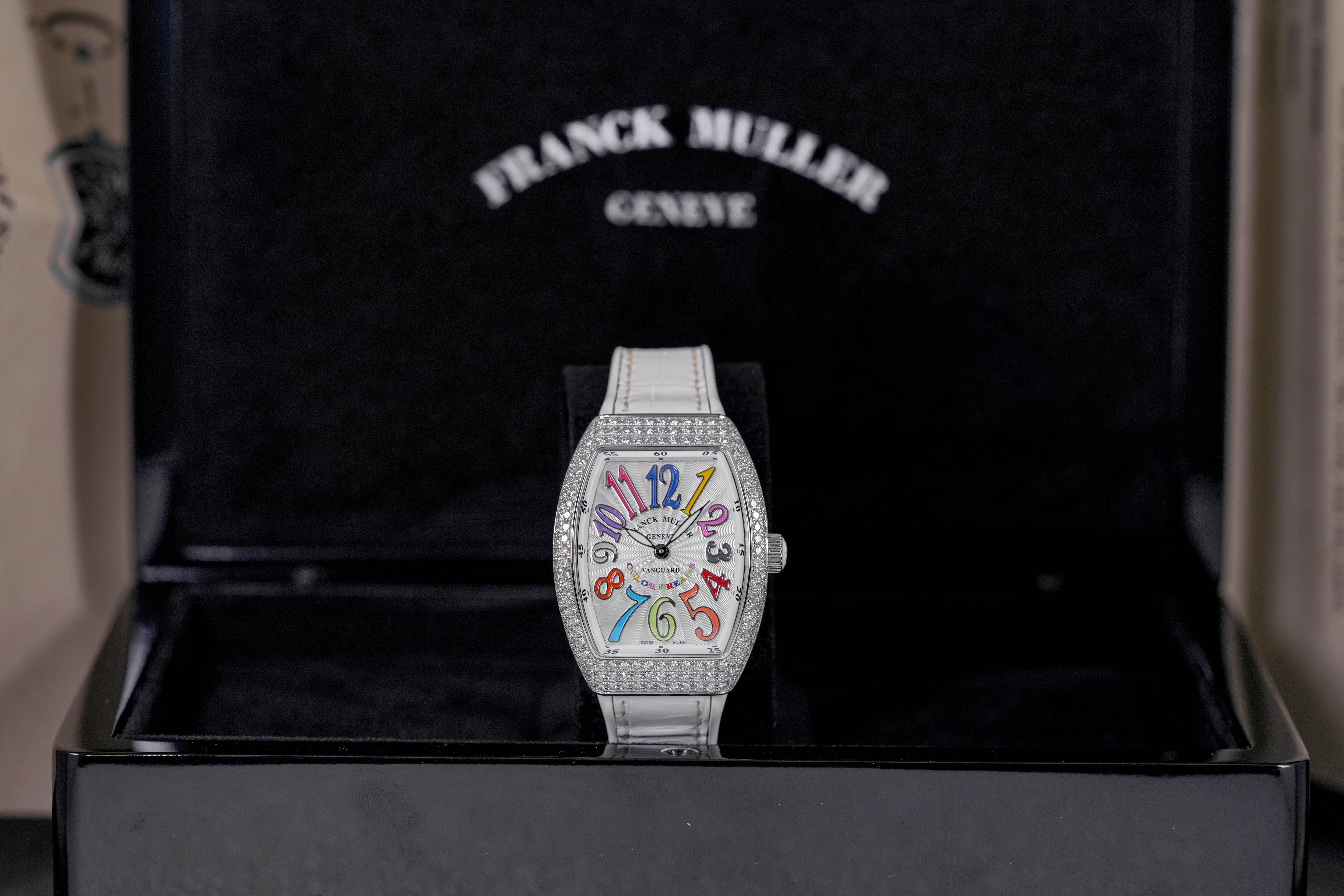 Harga Franck Muller V32 White Color of Dream Diamond