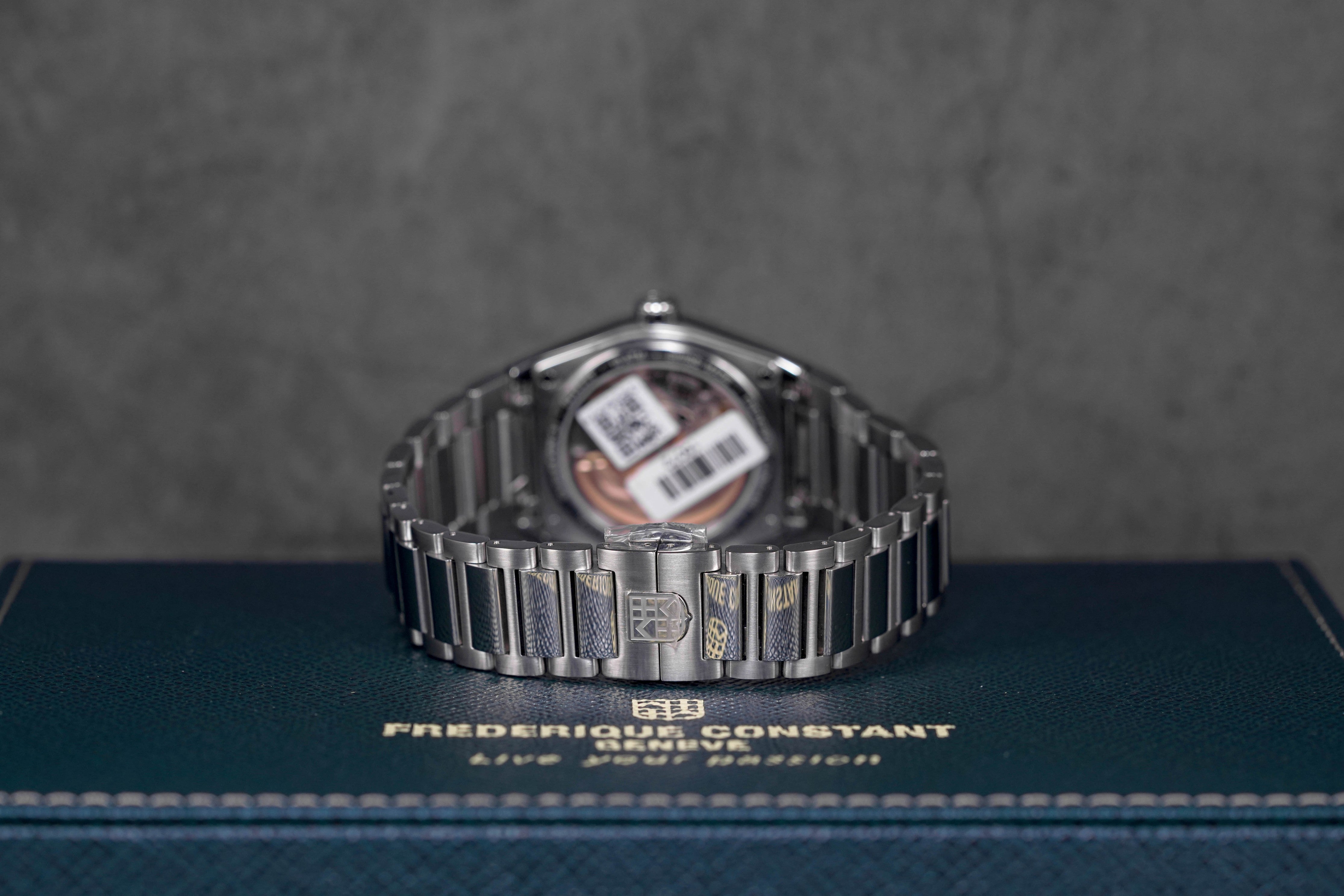HIGHLIFE 39MM COSC GREEN DIAL (2025)