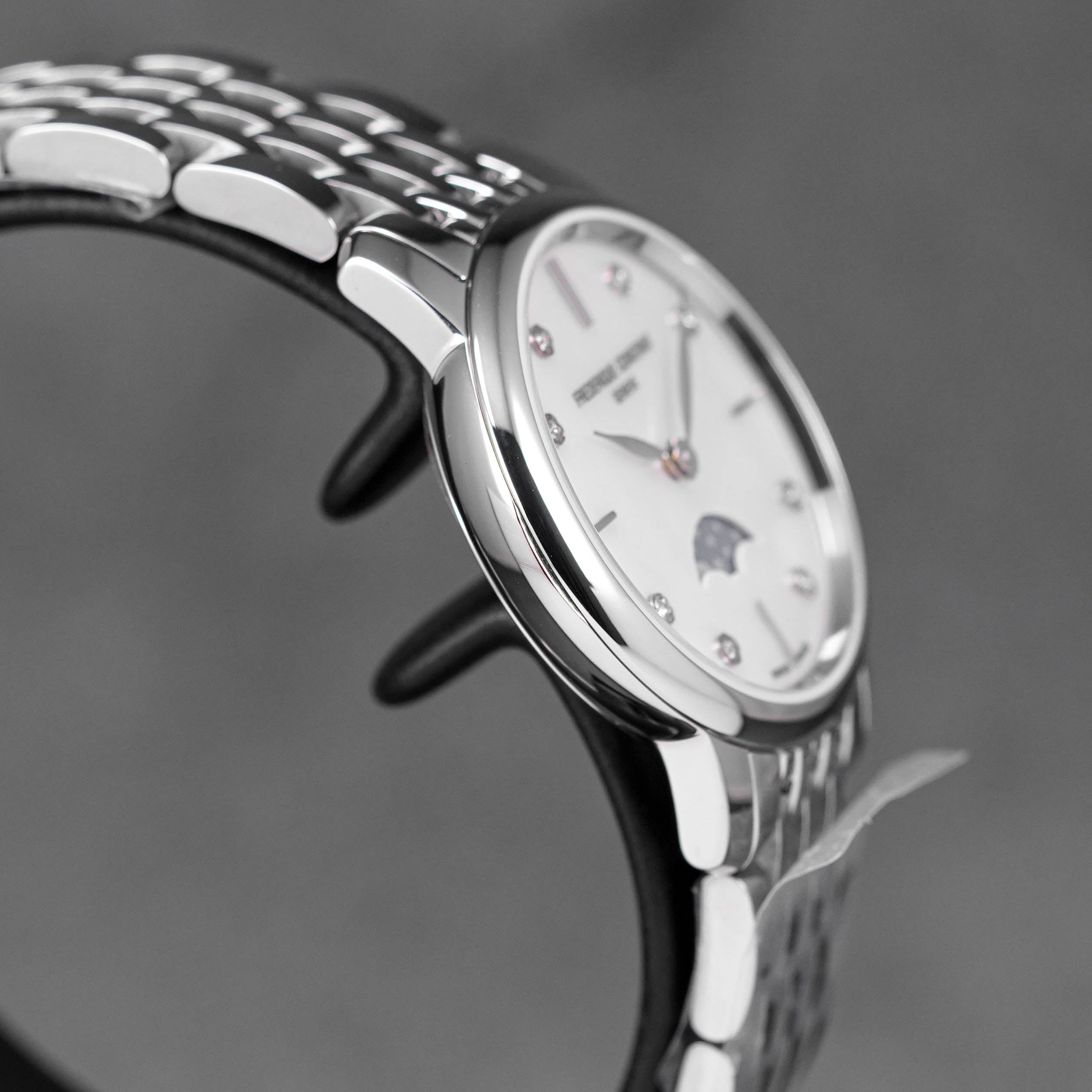 SLIMLINE MOONPHASE WHITE MOP DIAMOND DIAL (2025)