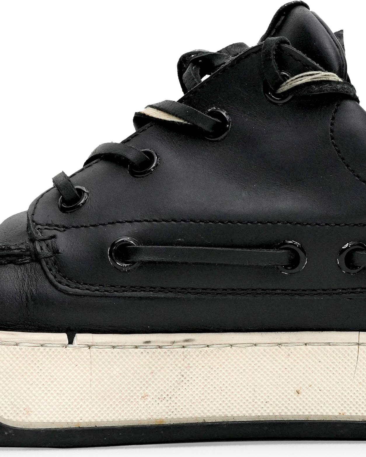 Fuselage Leather Low Trainers