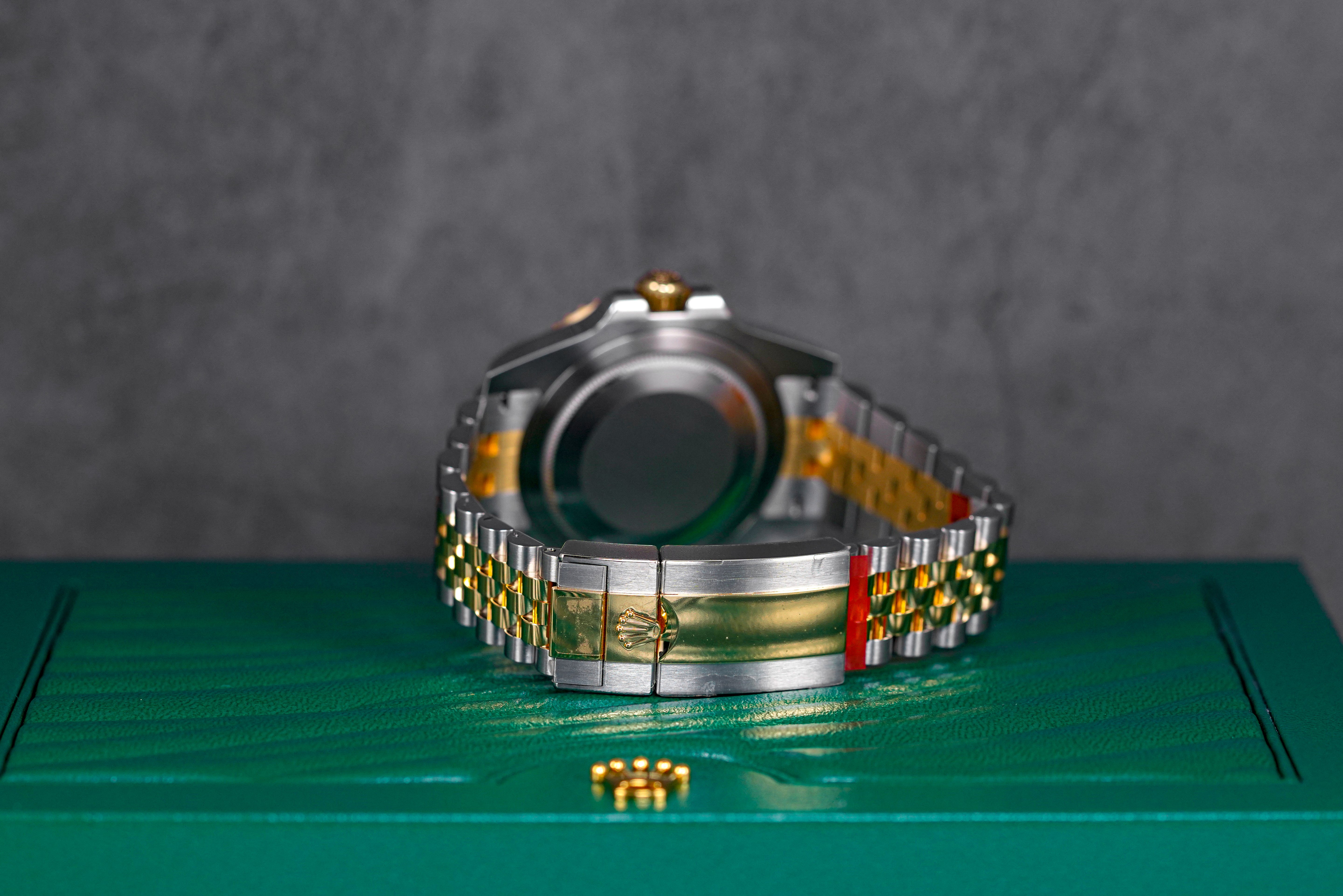 GMT MASTER-II TWOTONE YELLOWGOLD 'GUINNESS' BLACK DIAL (2023)