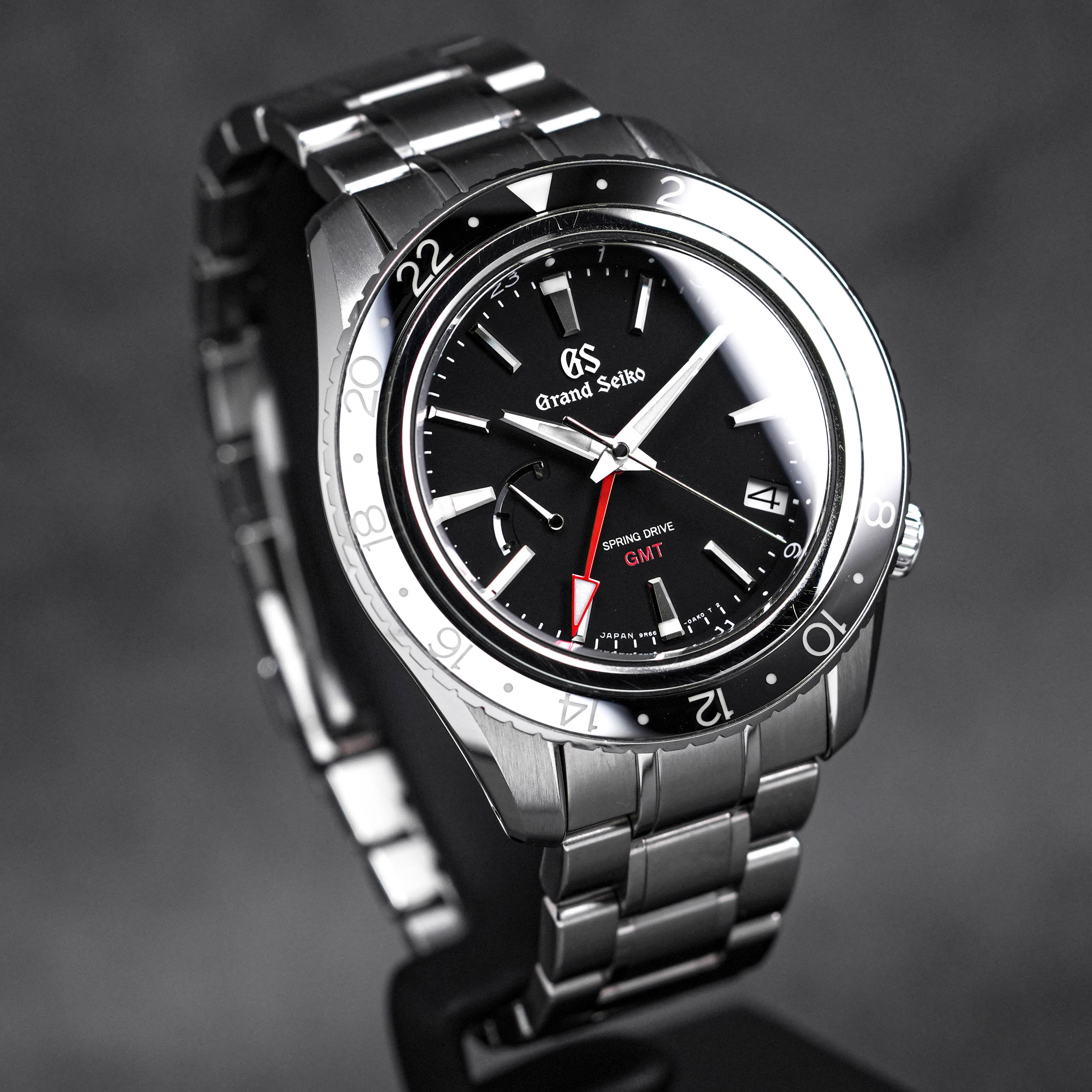 SPRING DRIVE GMT BLACK DIAL (2019)