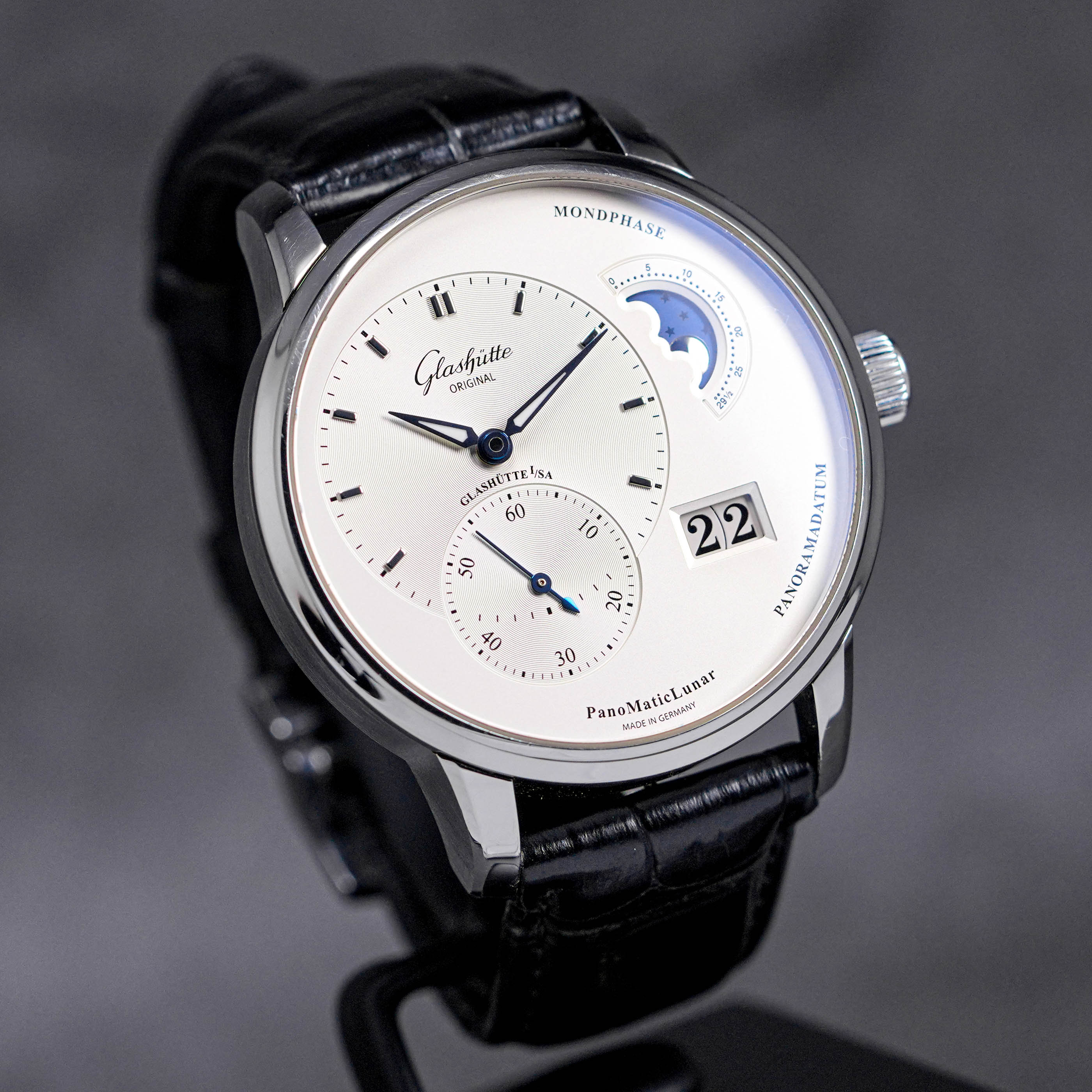 ORIGINAL PANOMATICLUNAR STEEL WHITE DIAL (2015)