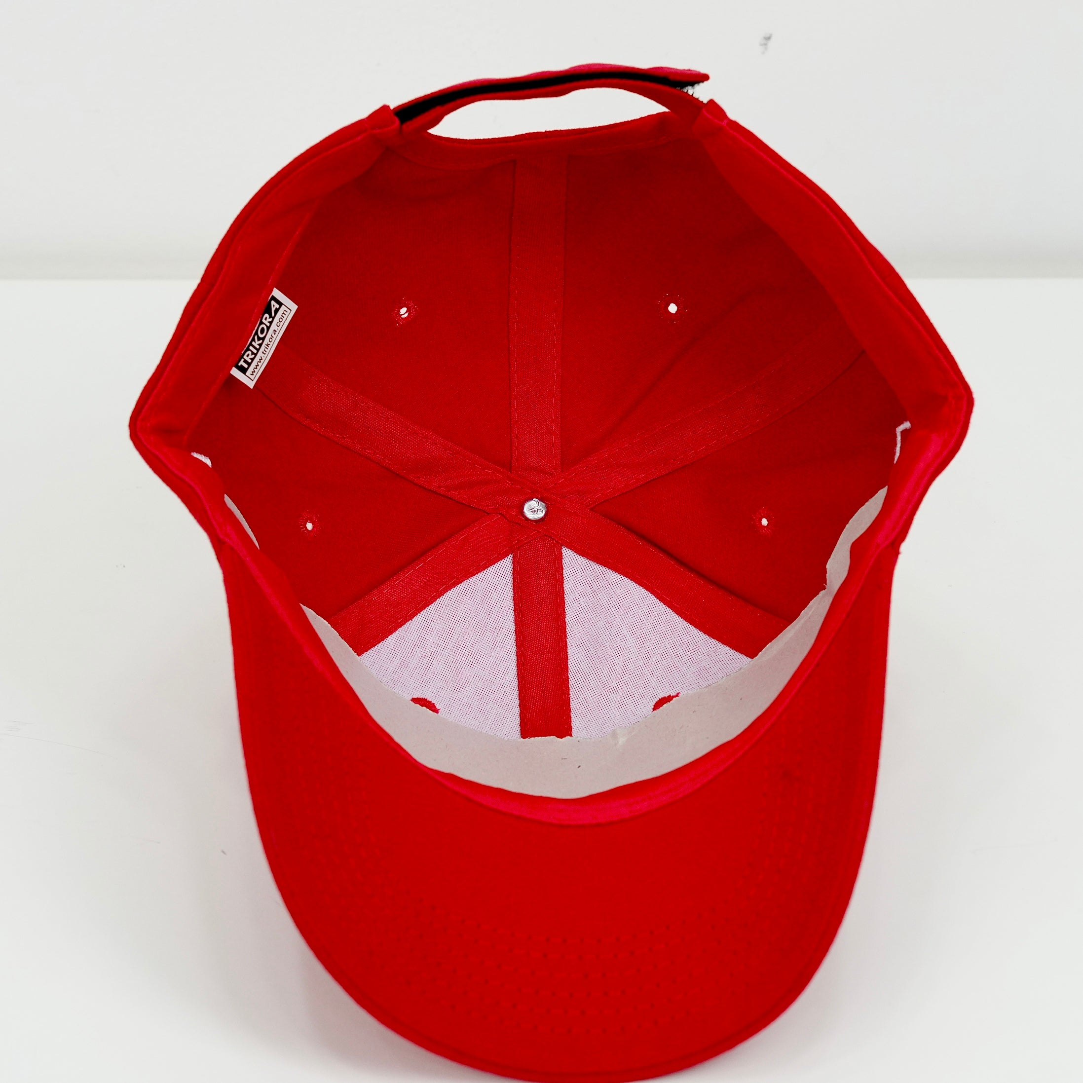 HAT "MAKE SWISS MADE GREAT AGAIN"