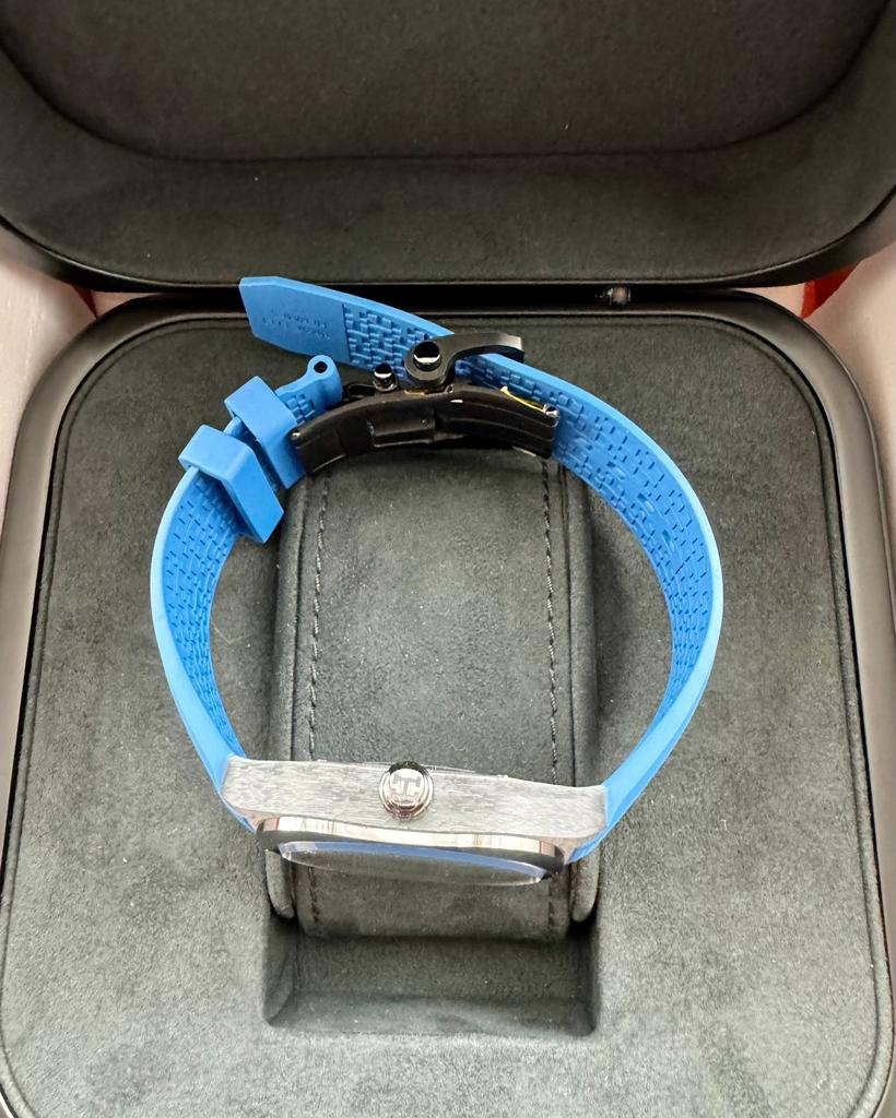 HERMES H08 CARBON BLUE RUBBER STRAP (2023) IDWX