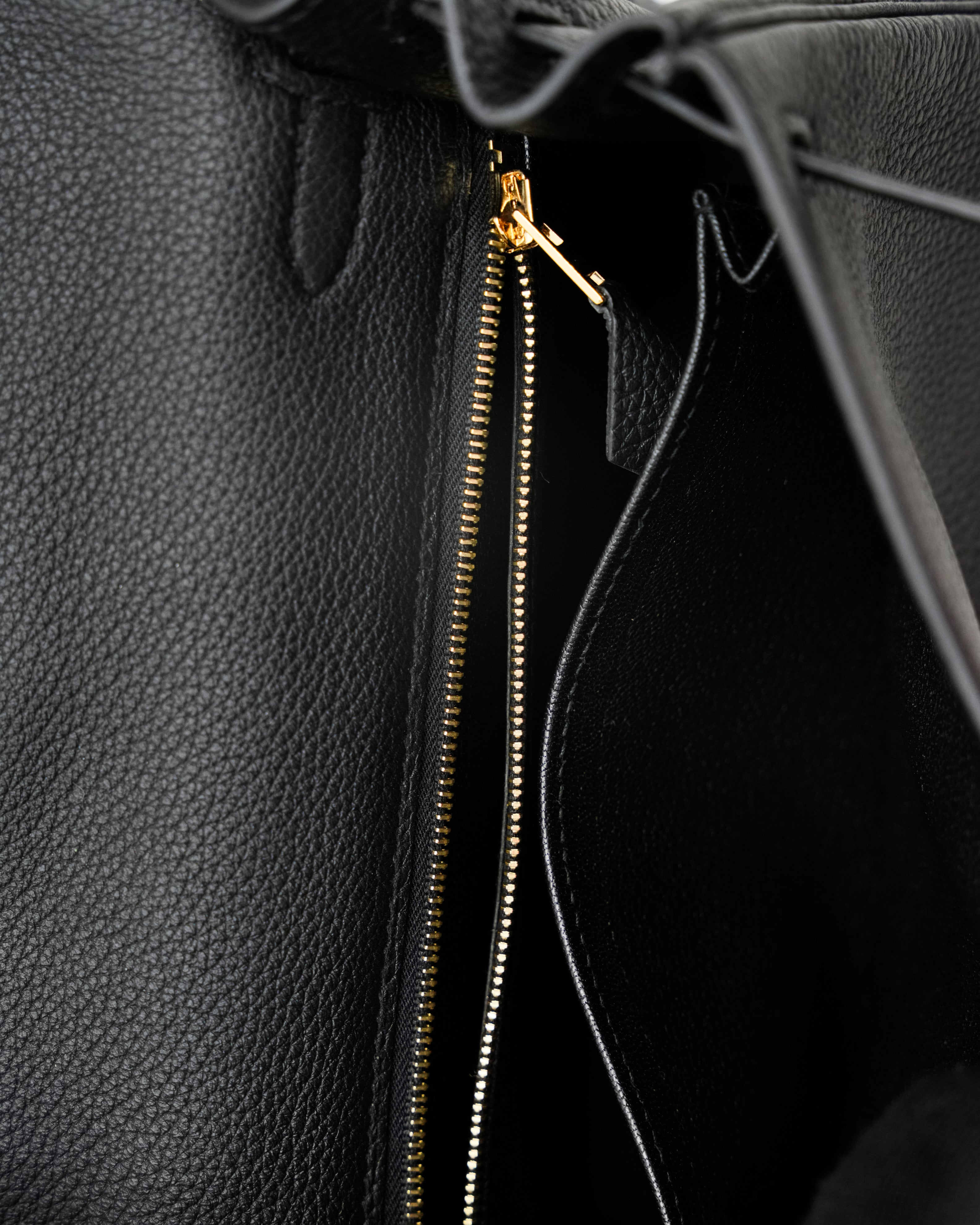 KELLY 25 RETOURNE BLACK TOGO LEATHER  GOLD HARDWARE STAMP B