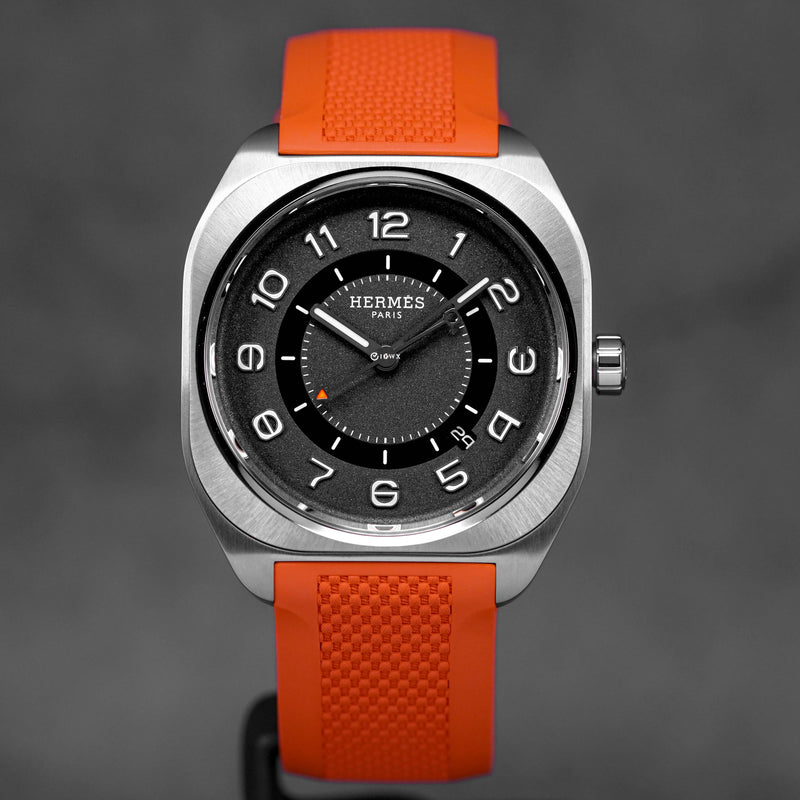 H08 TITANIUM BLACK DIAL ORANGE RUBBER STRAP (2023)