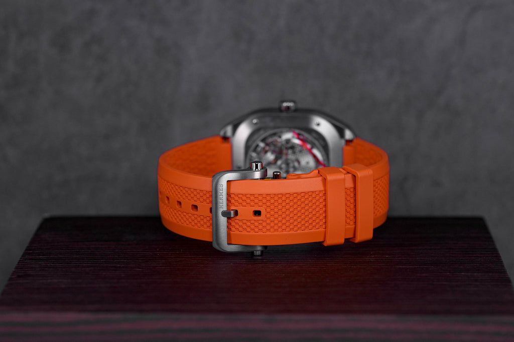 HERMES H08 TITANIUM BLACK DIAL ORANGE RUBBER STRAP (2023) IDWX