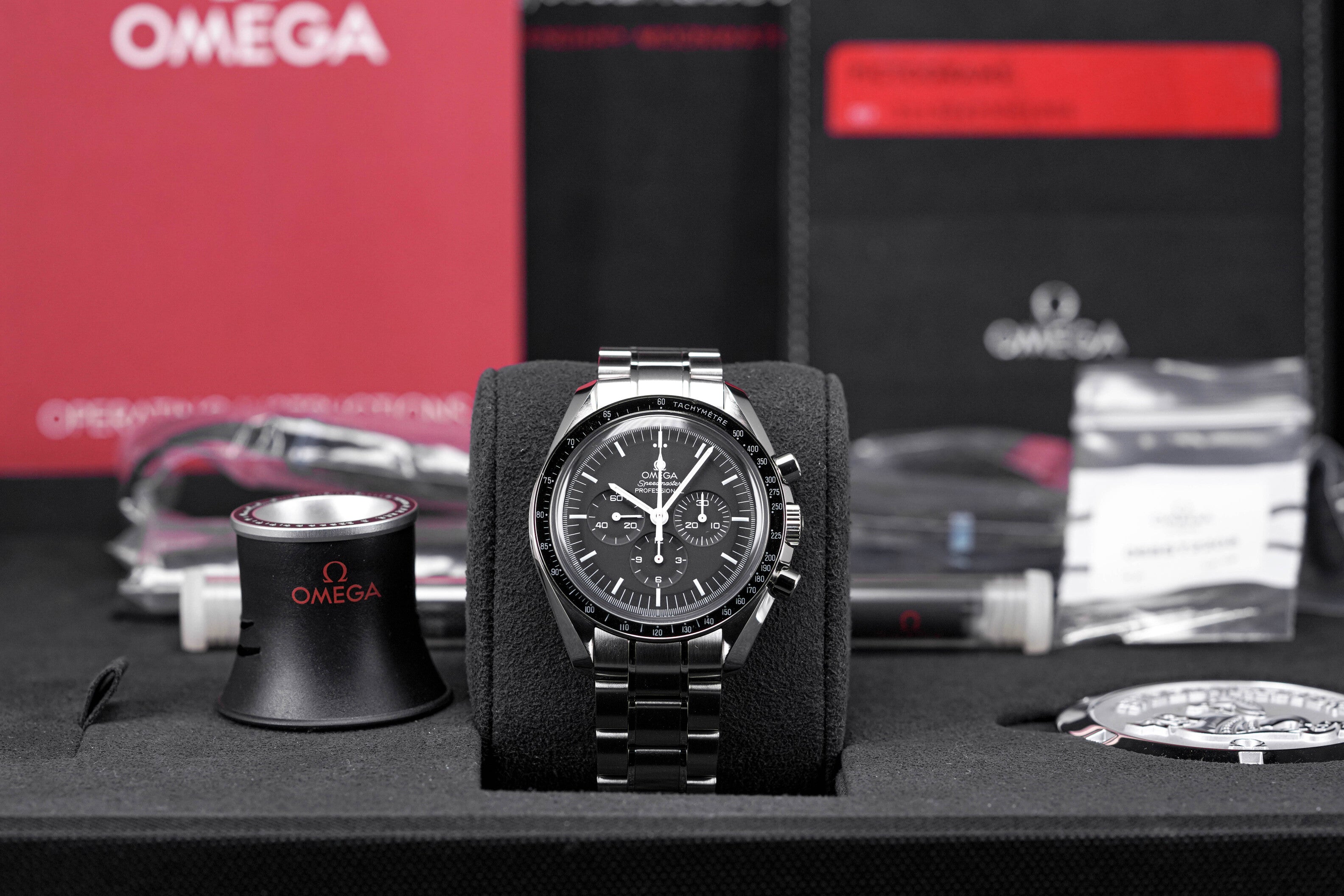 SPEEDMASTER MOONWATCH HESALITE (2019)