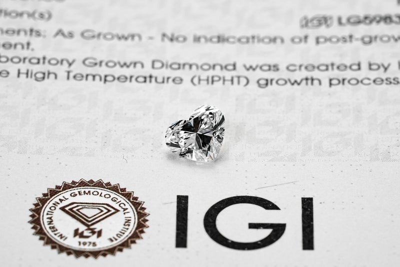 LAB GROWN DIAMOND BY IGI - HS 1.00CT / E-VS1