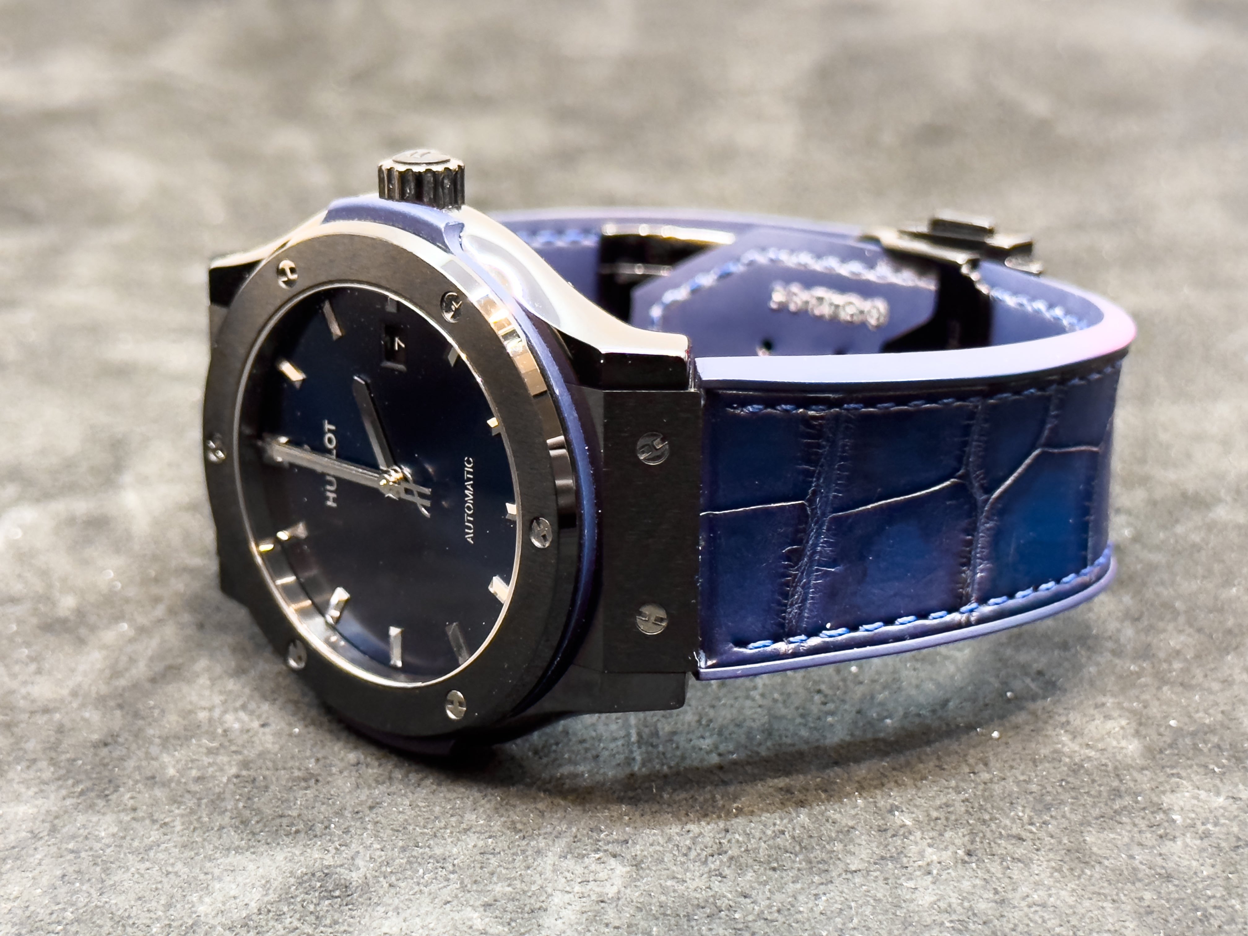 CLASSIC FUSION 42MM CERAMIC BLUE DIAL (2017)