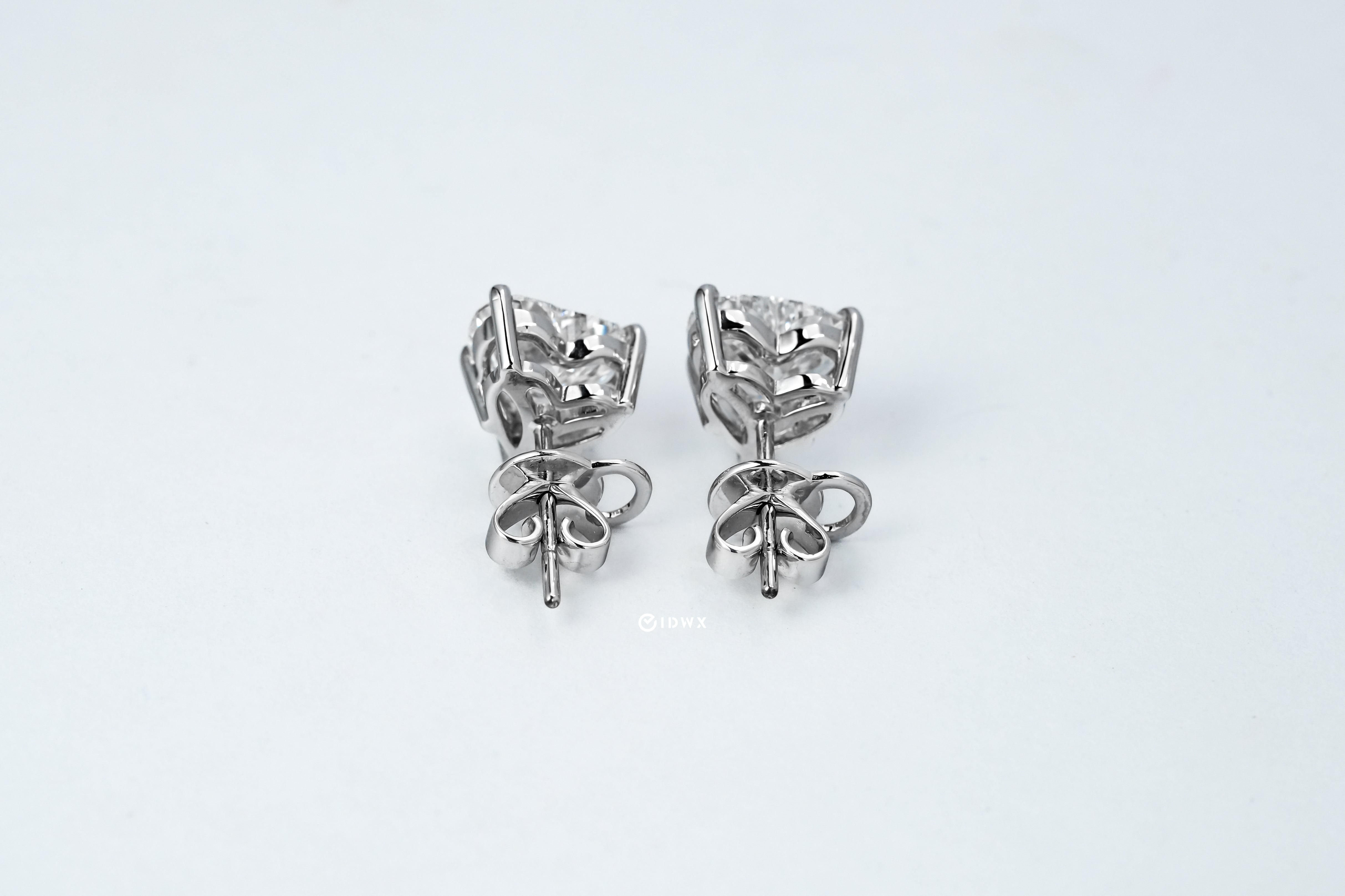 2CT HEART BRILLIANT STUD EARRINGS