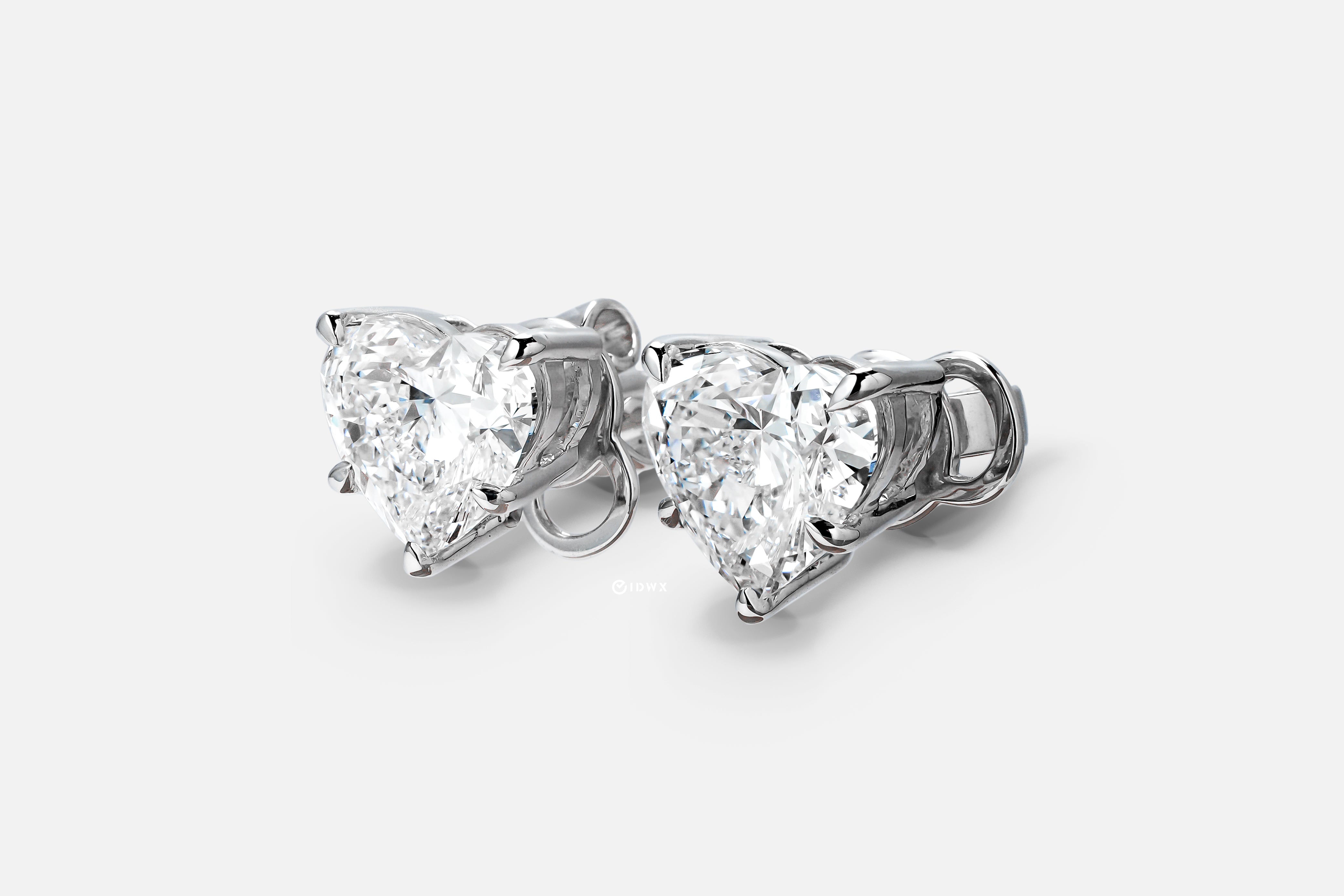 2CT HEART BRILLIANT STUD EARRINGS