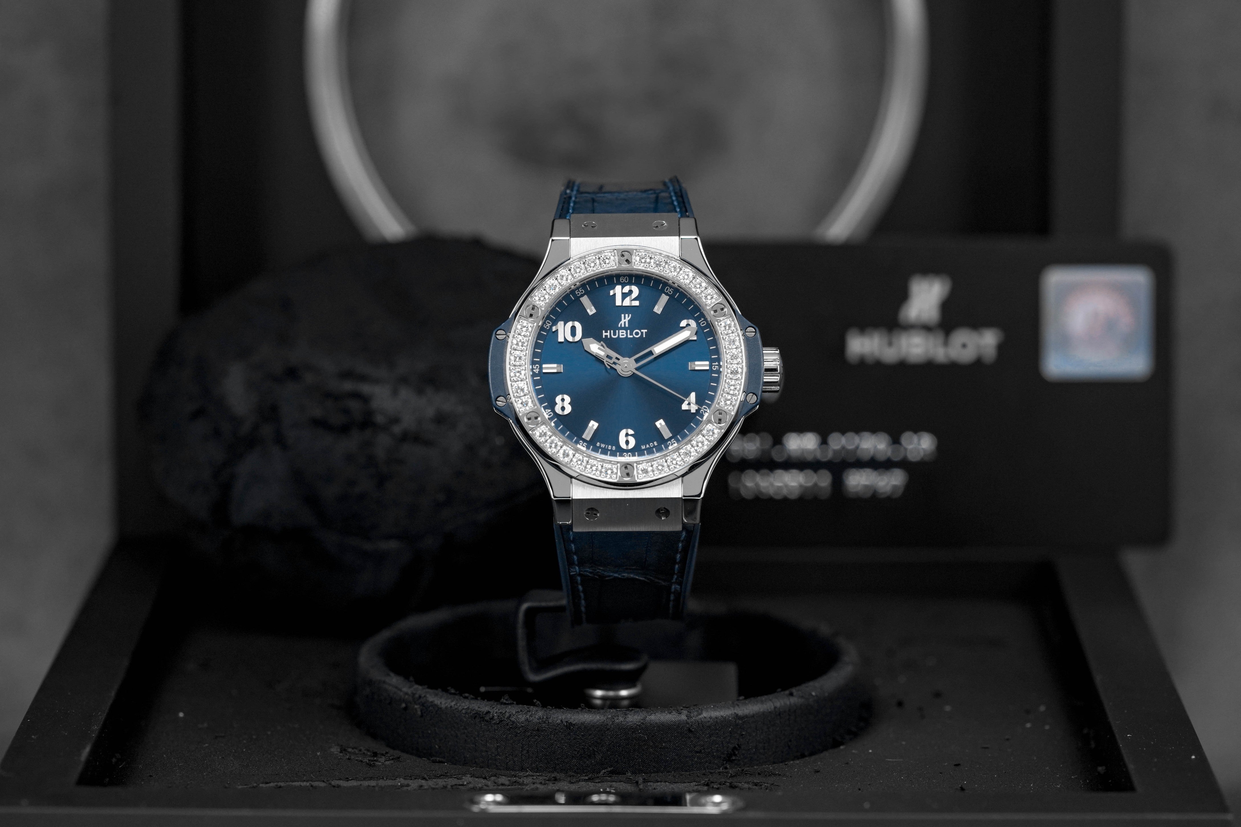 Harga Hublot Big Bang Blue Diamonds