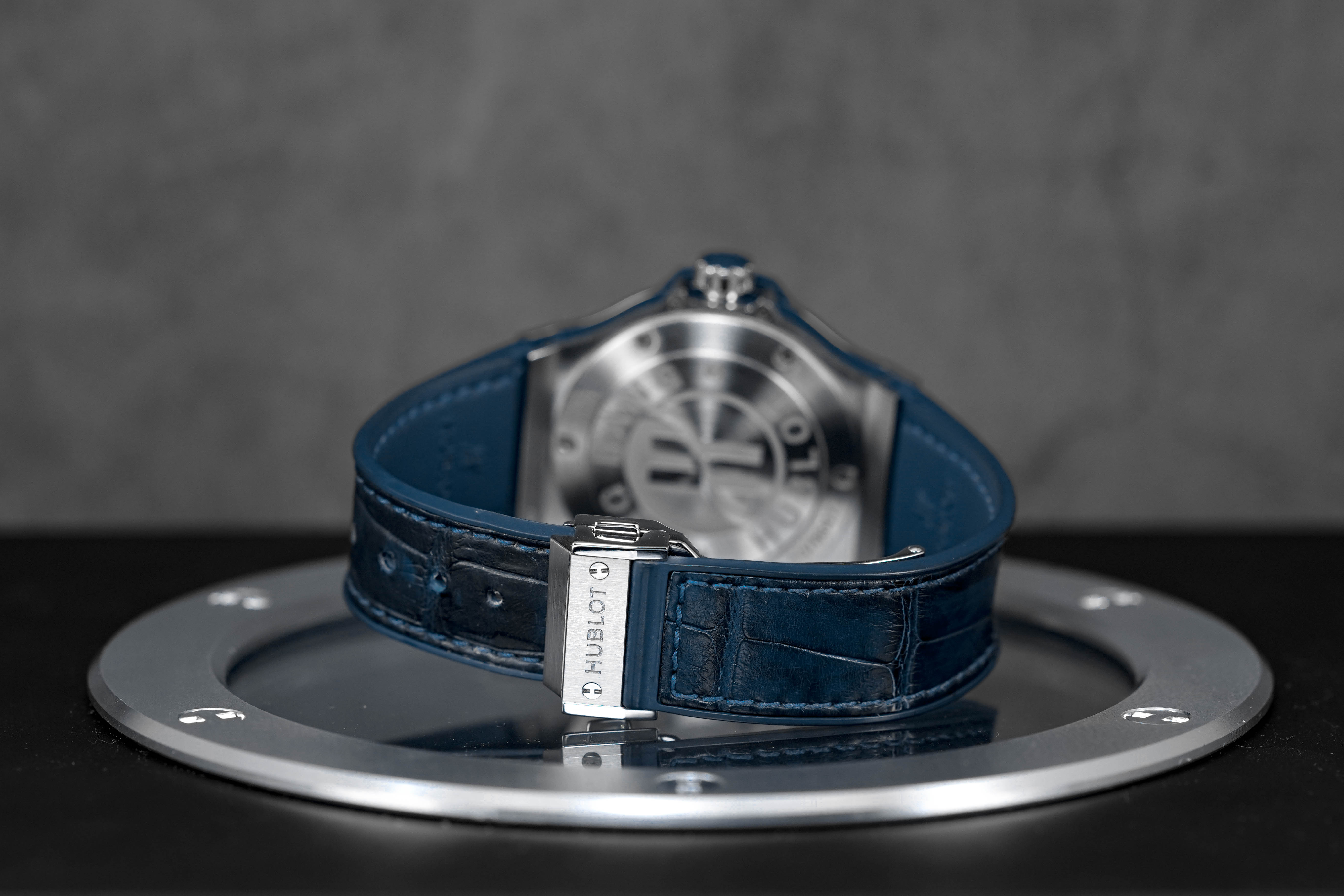 Harga Hublot Big Bang Blue Diamonds