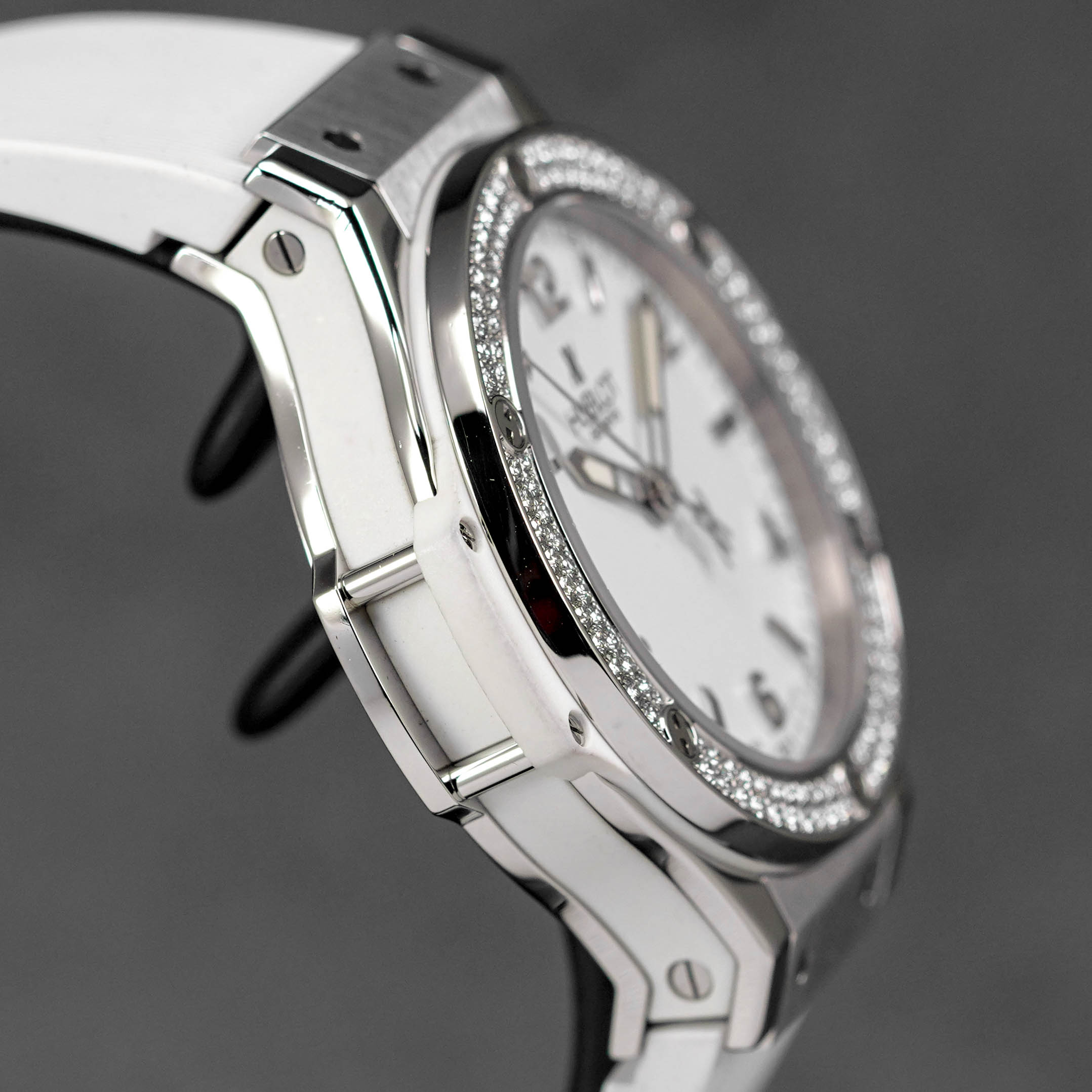 Harga Hublot Big Bang White Diamonds