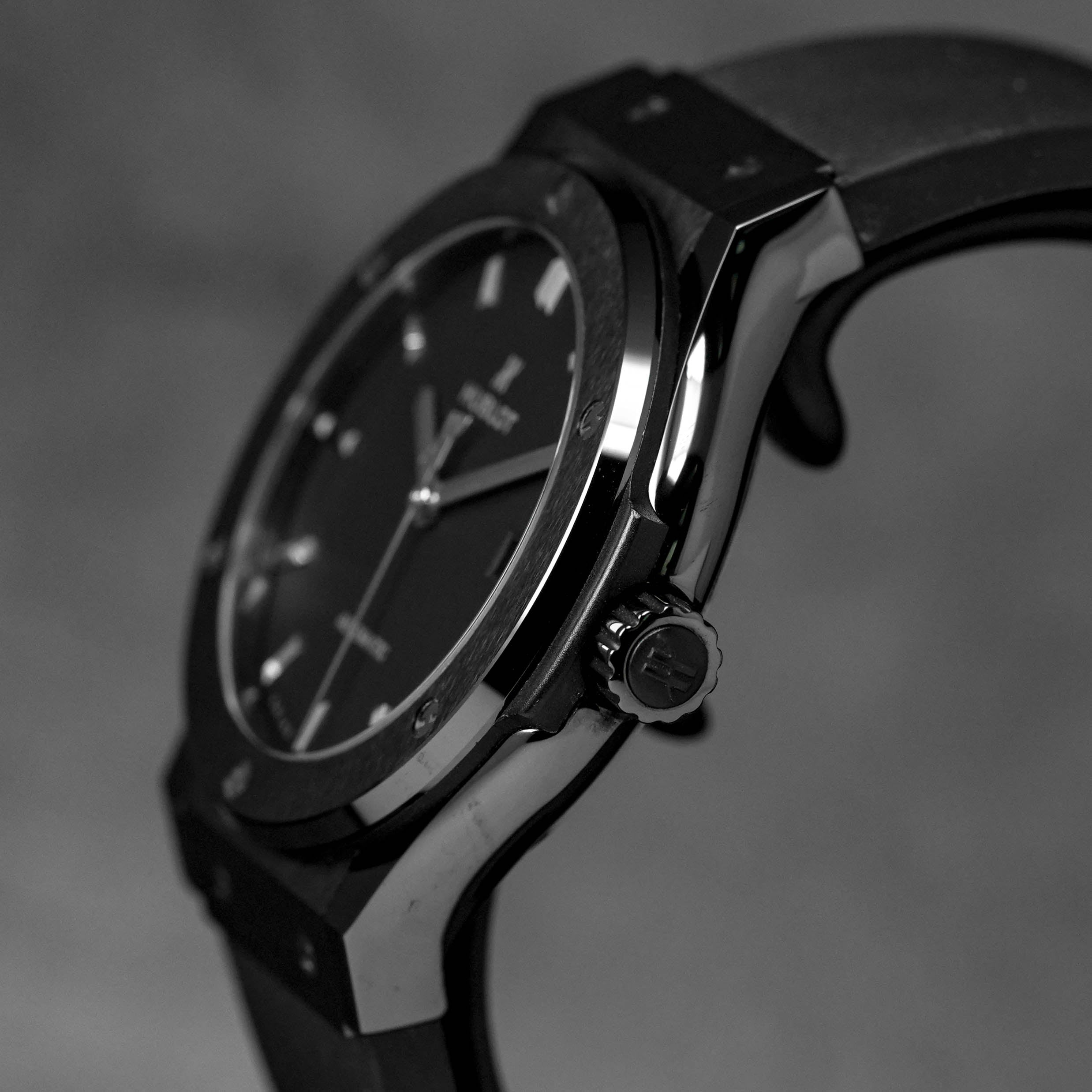 Harga Hublot Classic Fusion 42 Black