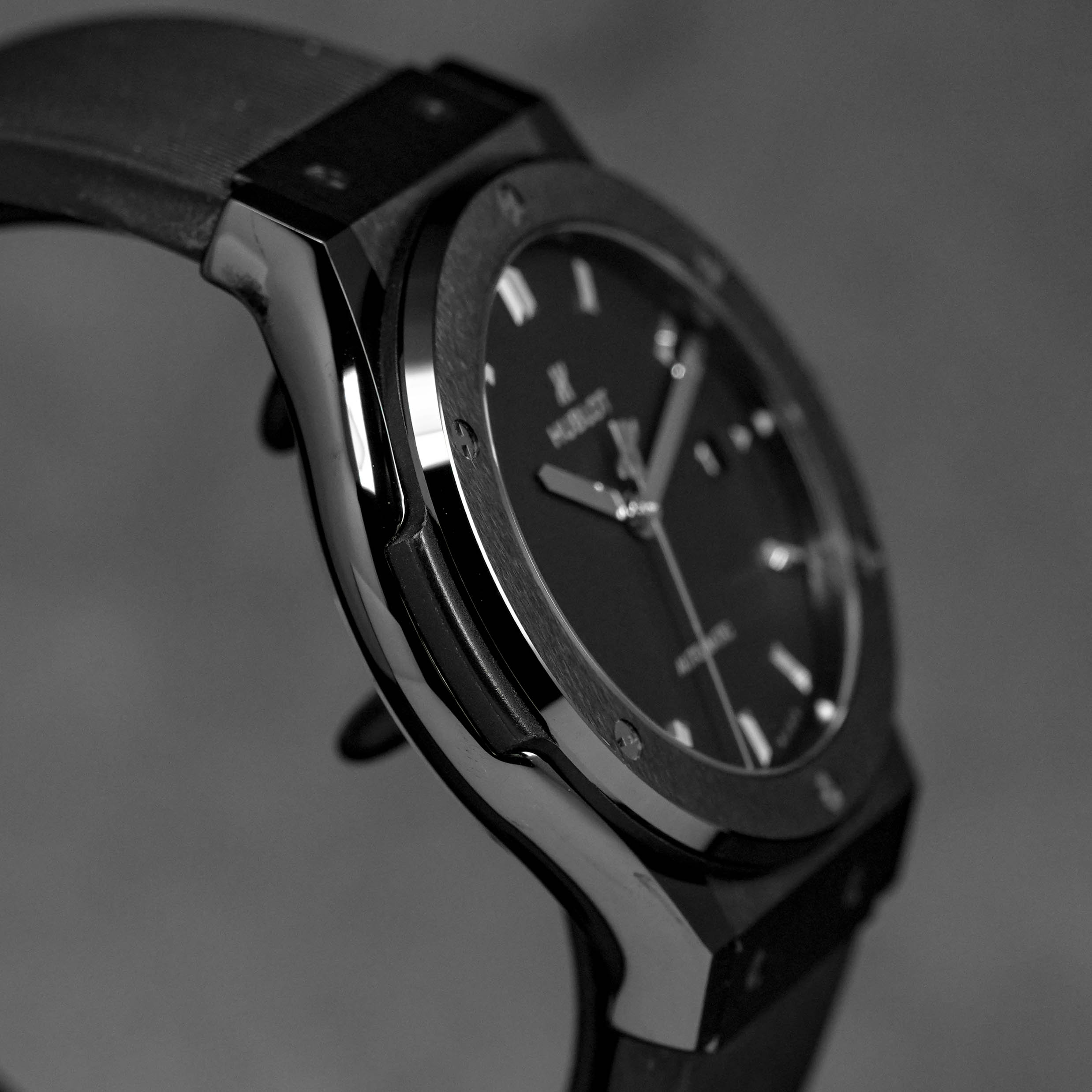 Harga Hublot Classic Fusion 42 Black