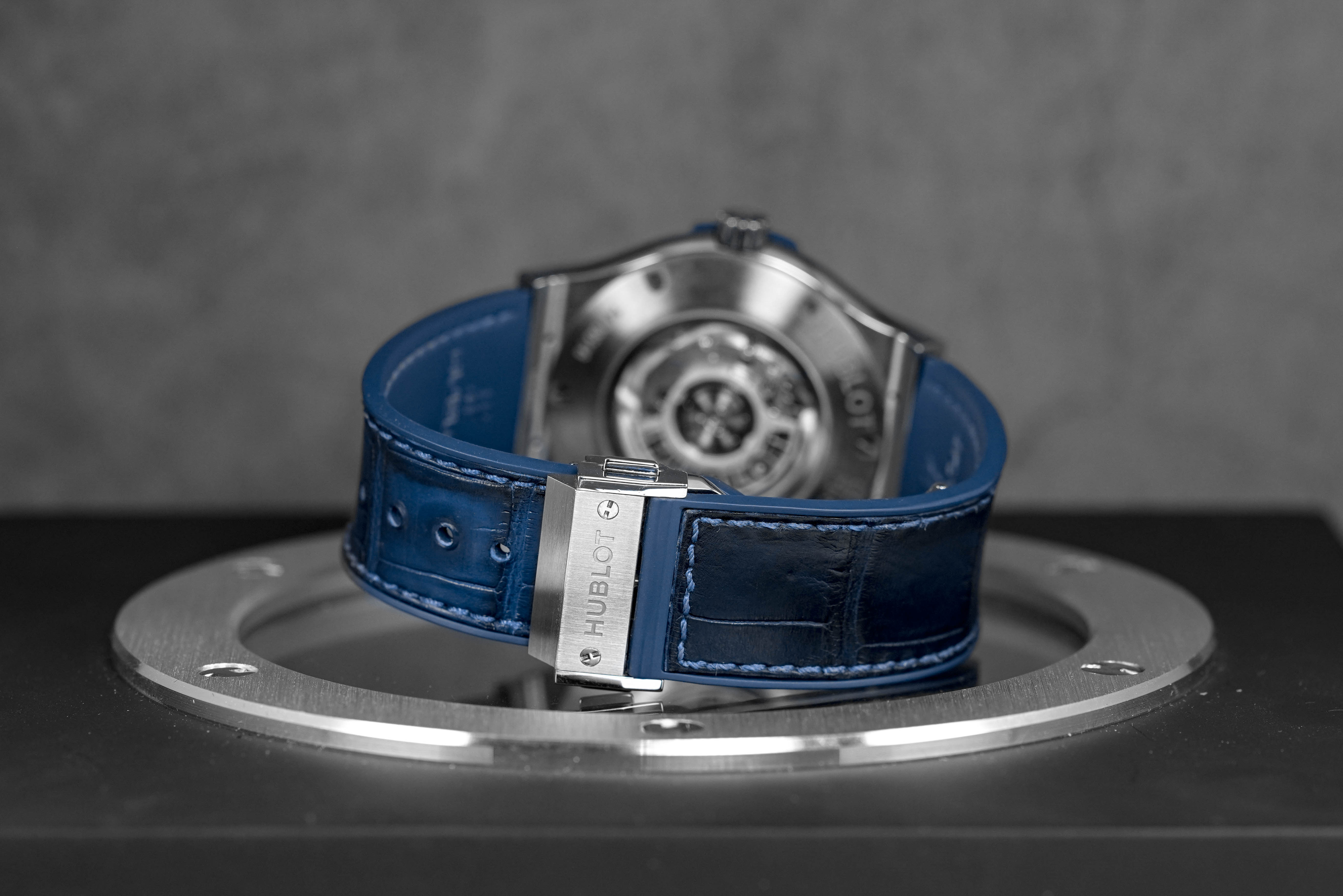 Harga Hublot Classic Fusion 45 Blue