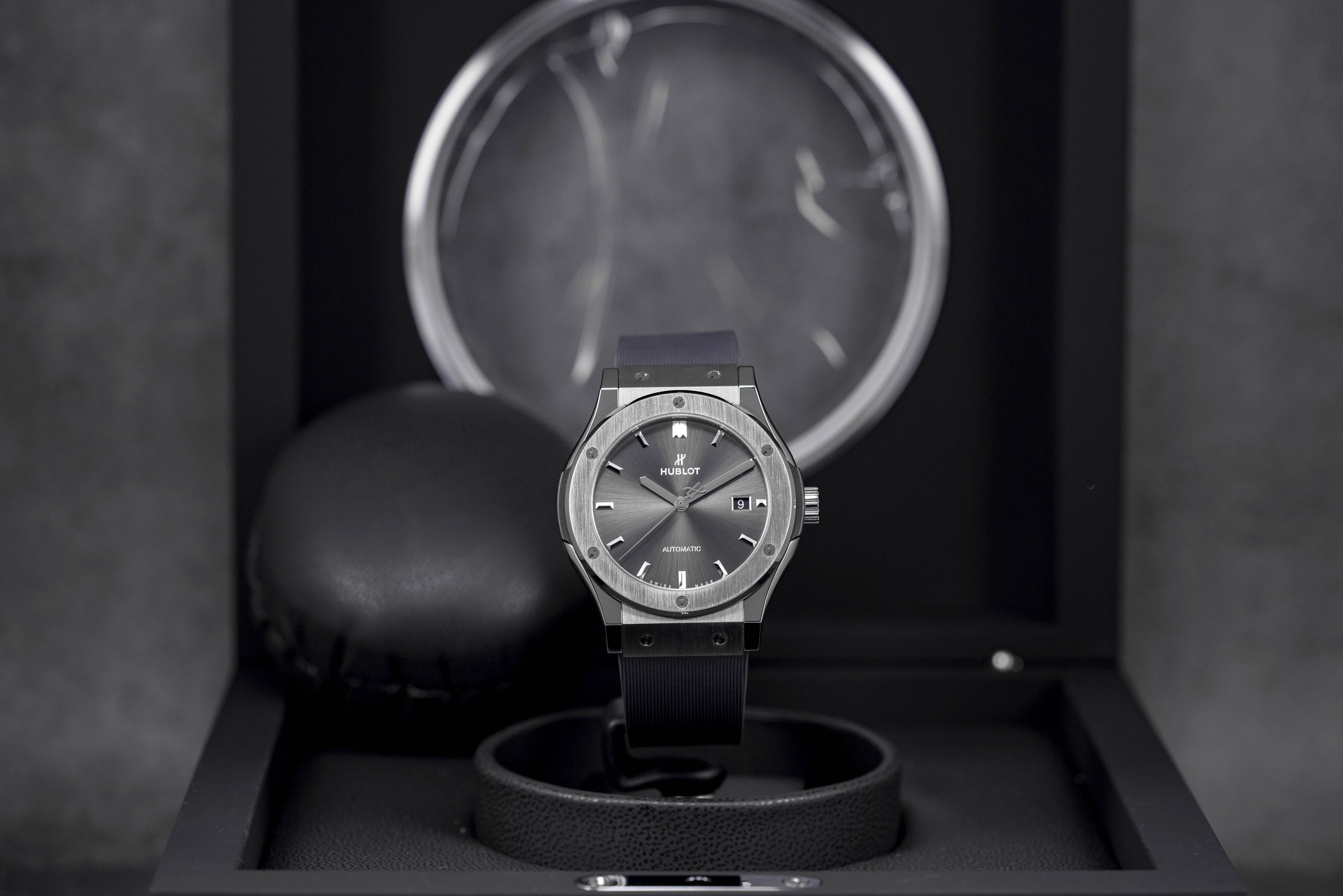 Harga Hublot Classic Fusion Racing Grey