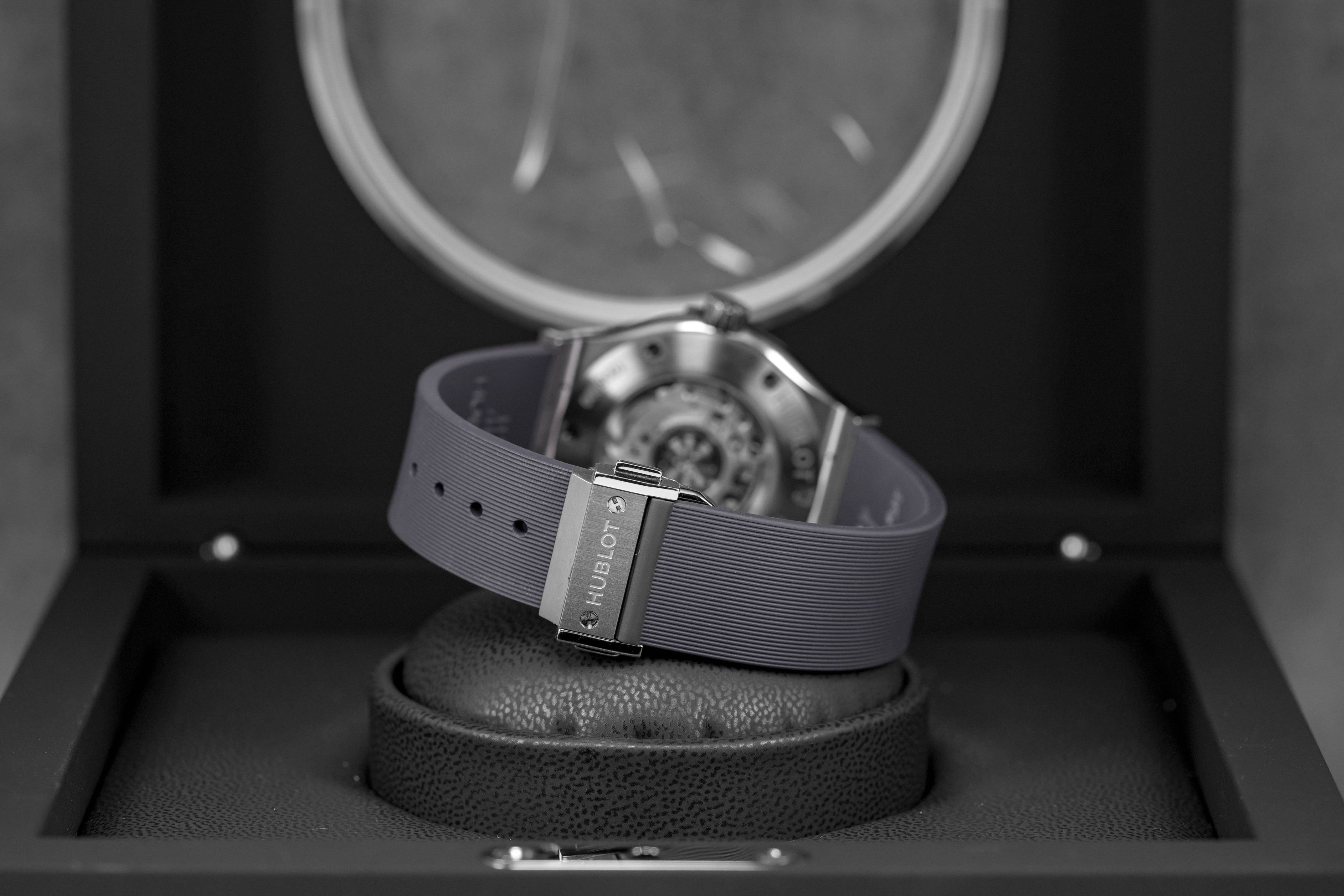 Harga Hublot Classic Fusion Racing Grey