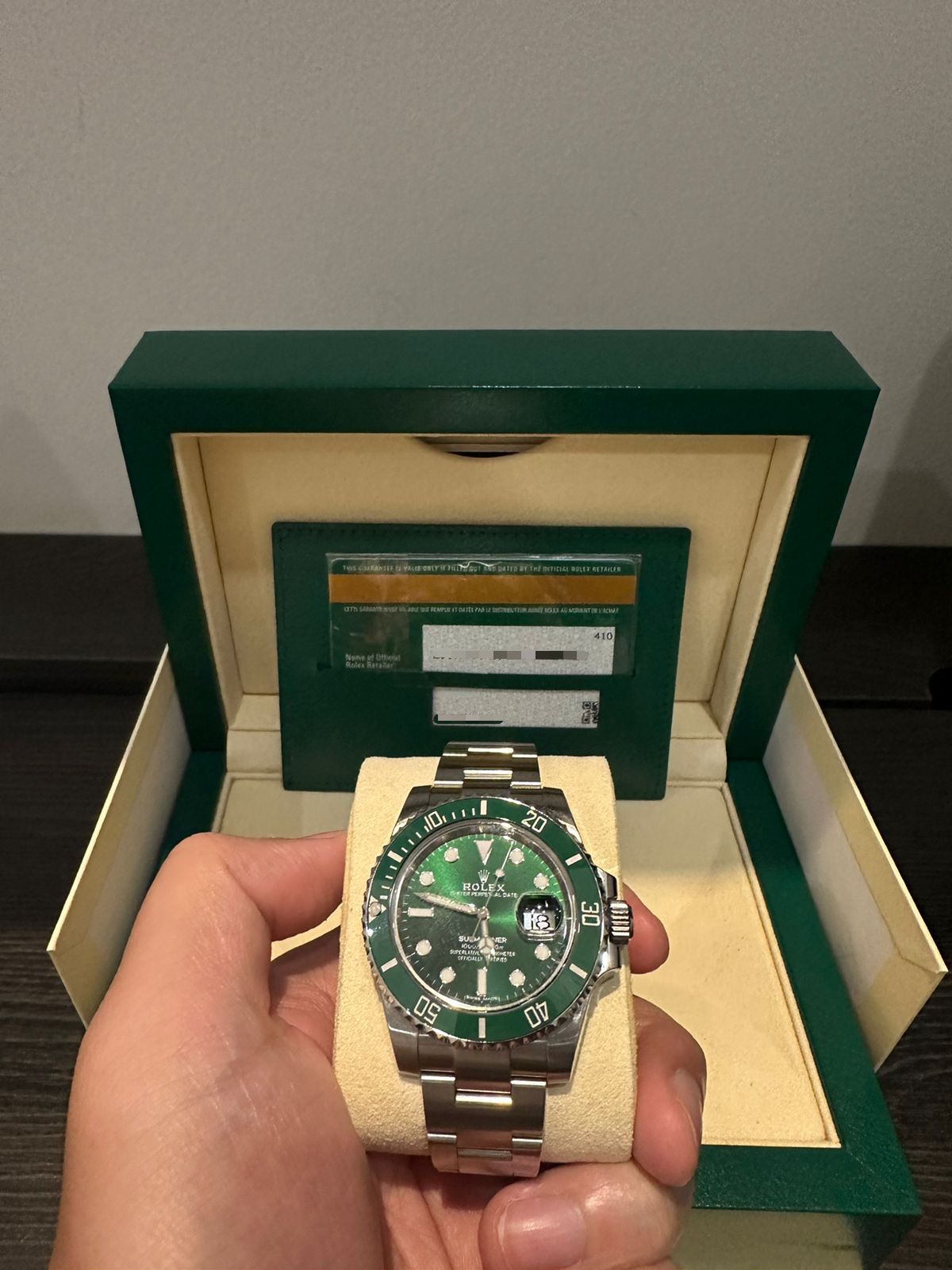 SUBMARINER DATE 40MM 'HULK' (2018)