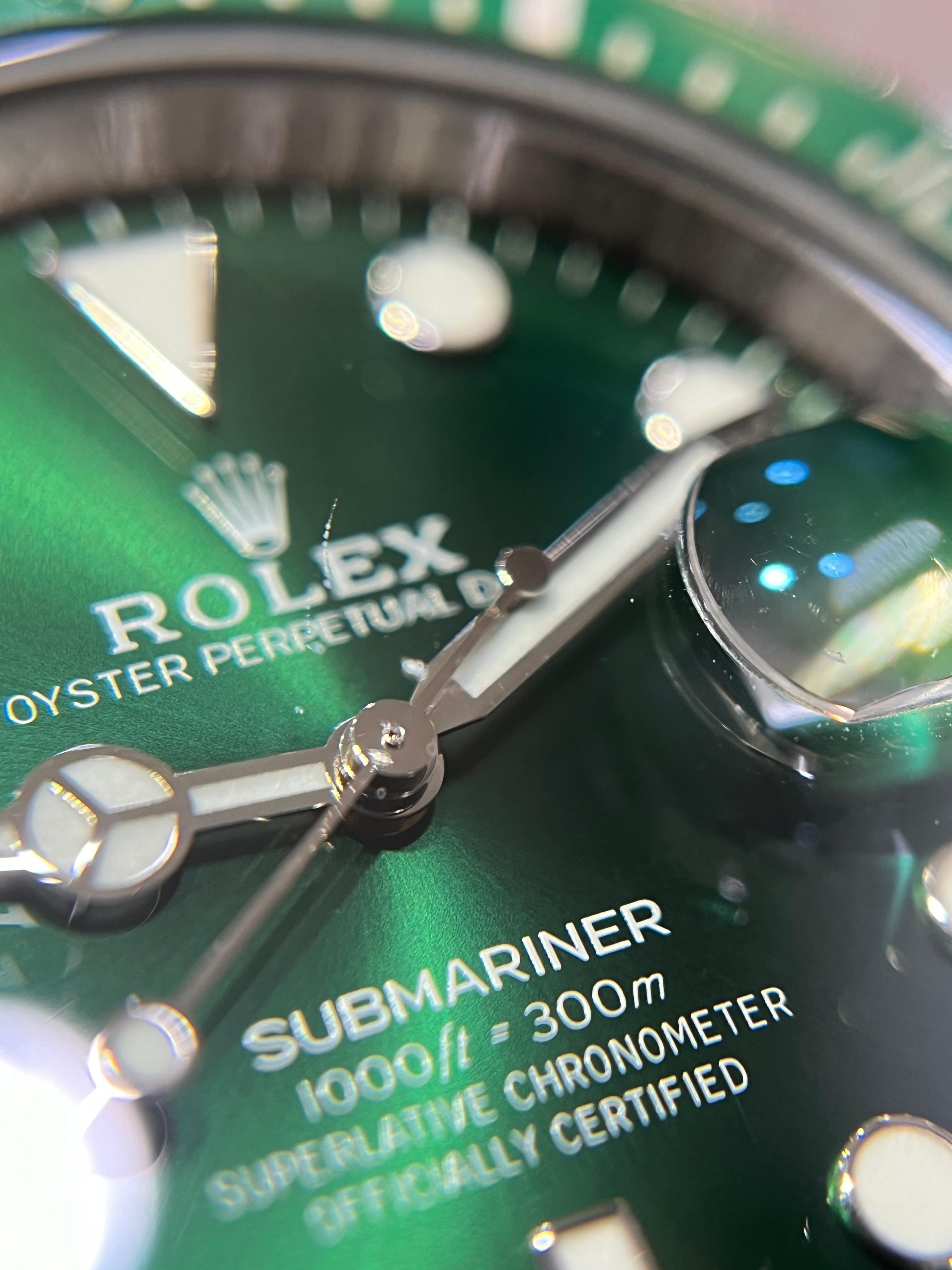 SUBMARINER DATE 40MM 'HULK' (2017)