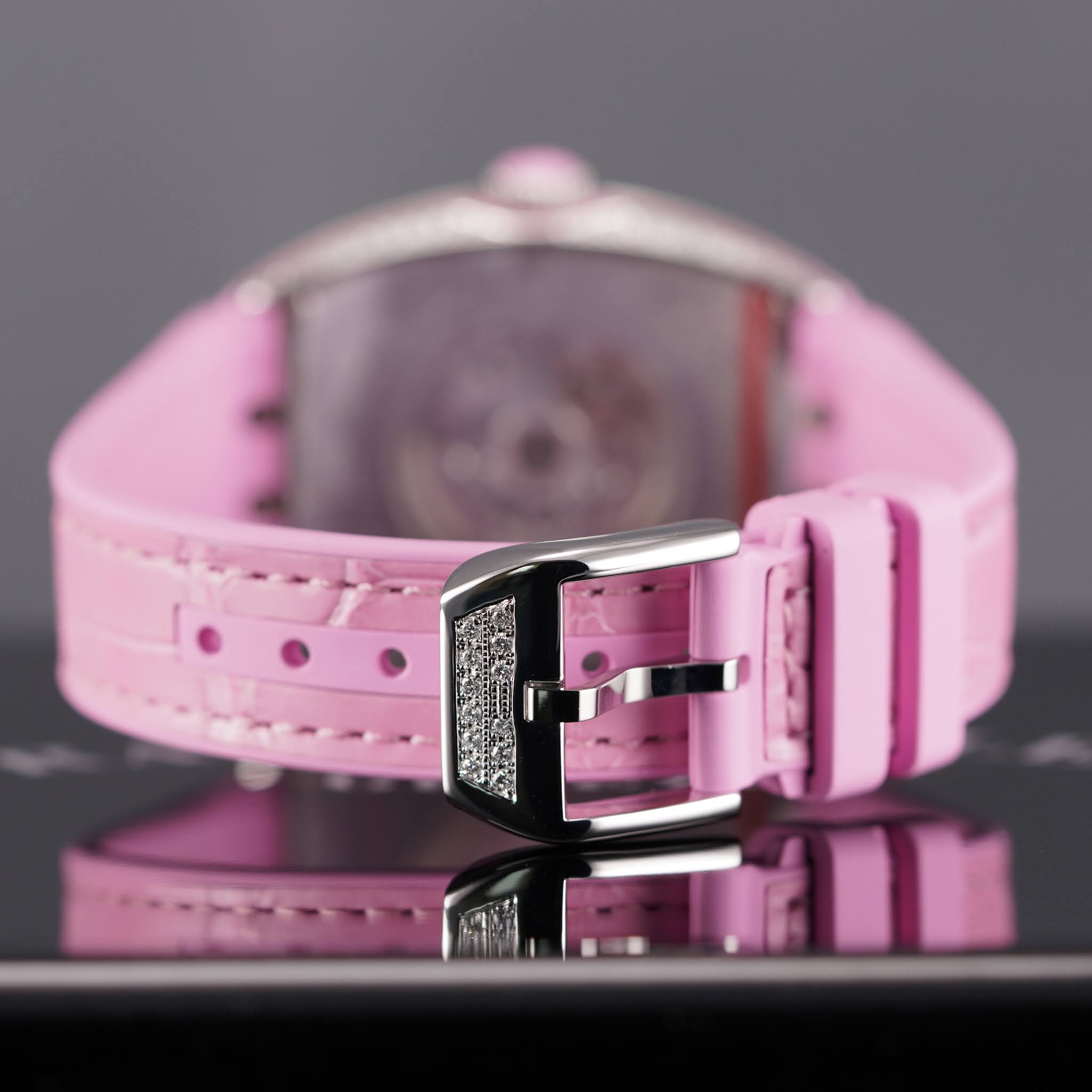 V32 PINK DIAMOND DIAL (2024)